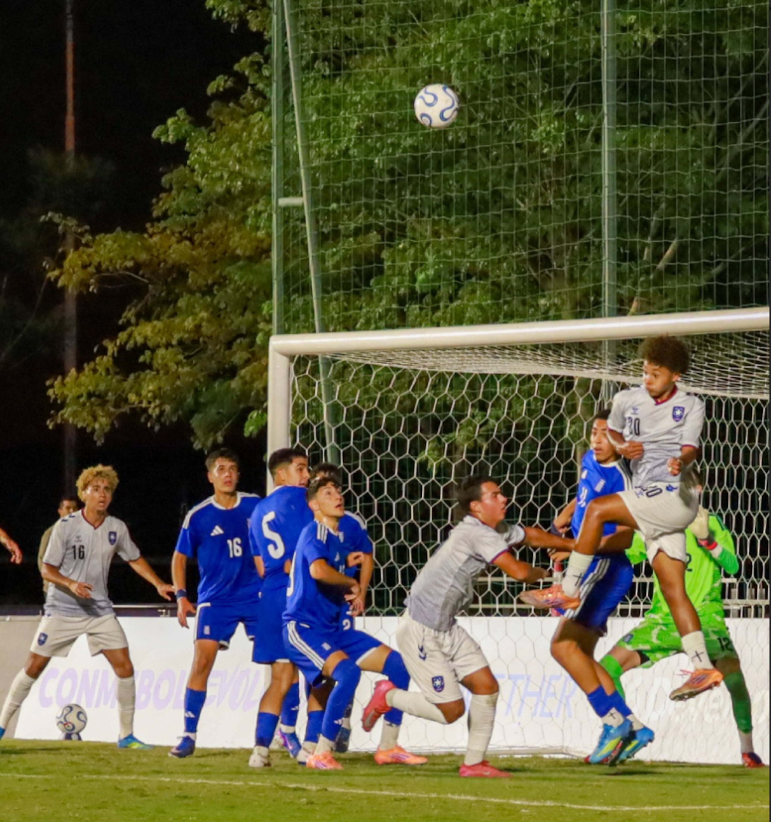 Puerto Rico venció 2-1 a Grecia.