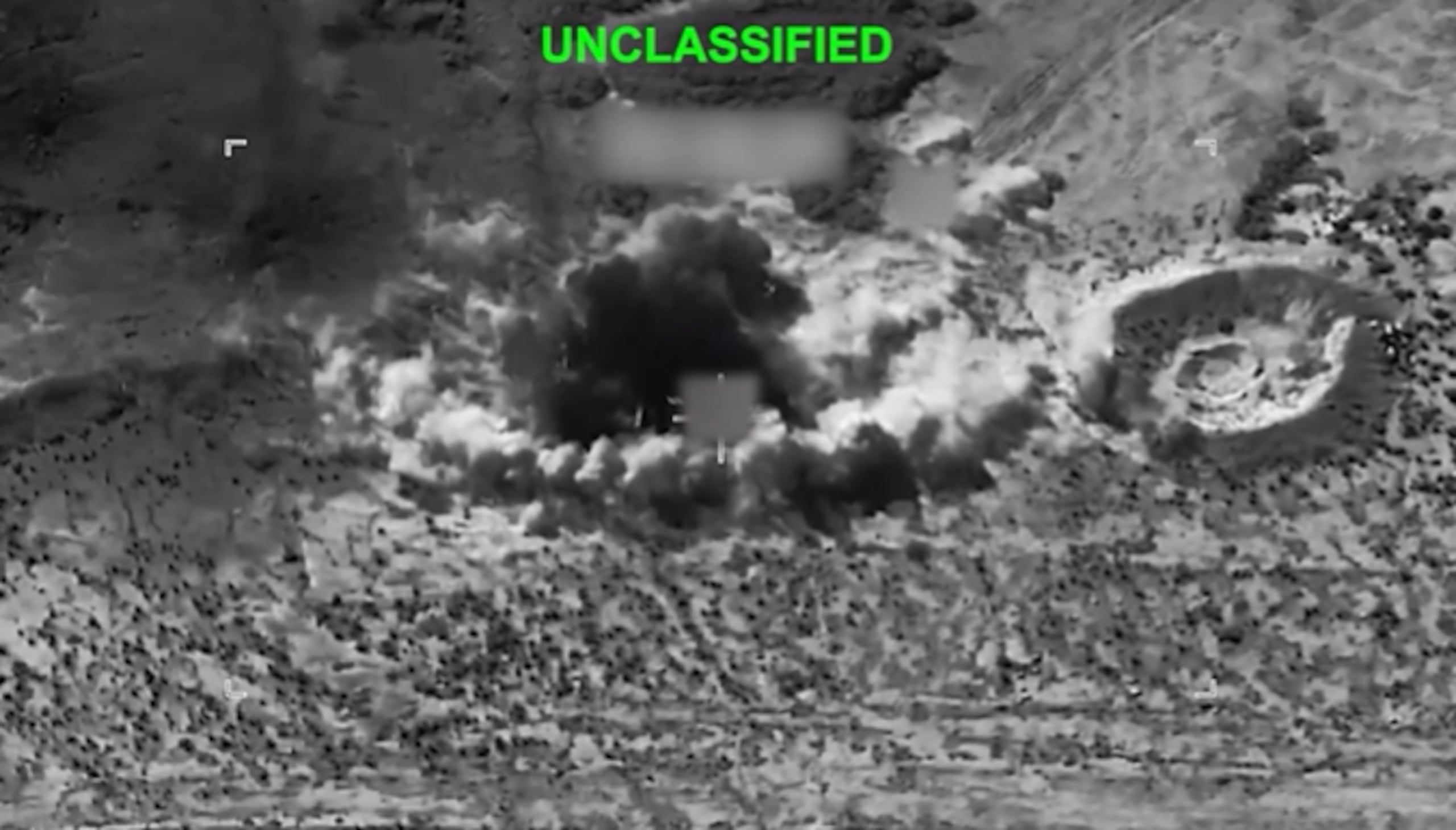 Según CENTCOM, los ataques tuvieron como resultado el deterioro adicional de la capacidad militar iraní para amenazar el tráfico marítimo comercial y a las tripulaciones civiles que navegan por el estrecho de Ormuz, una vía estratégica para el comercio mundial de petróleo.