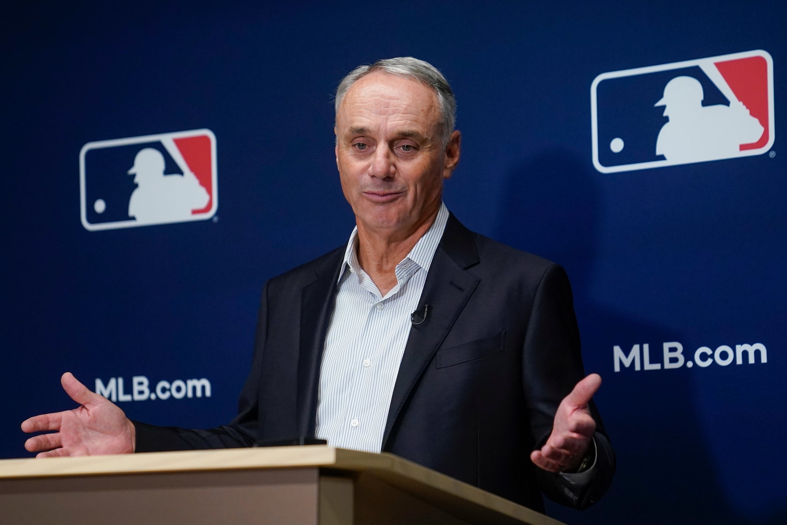 Rob Manfred es el comisionado de las Grandes Ligas.