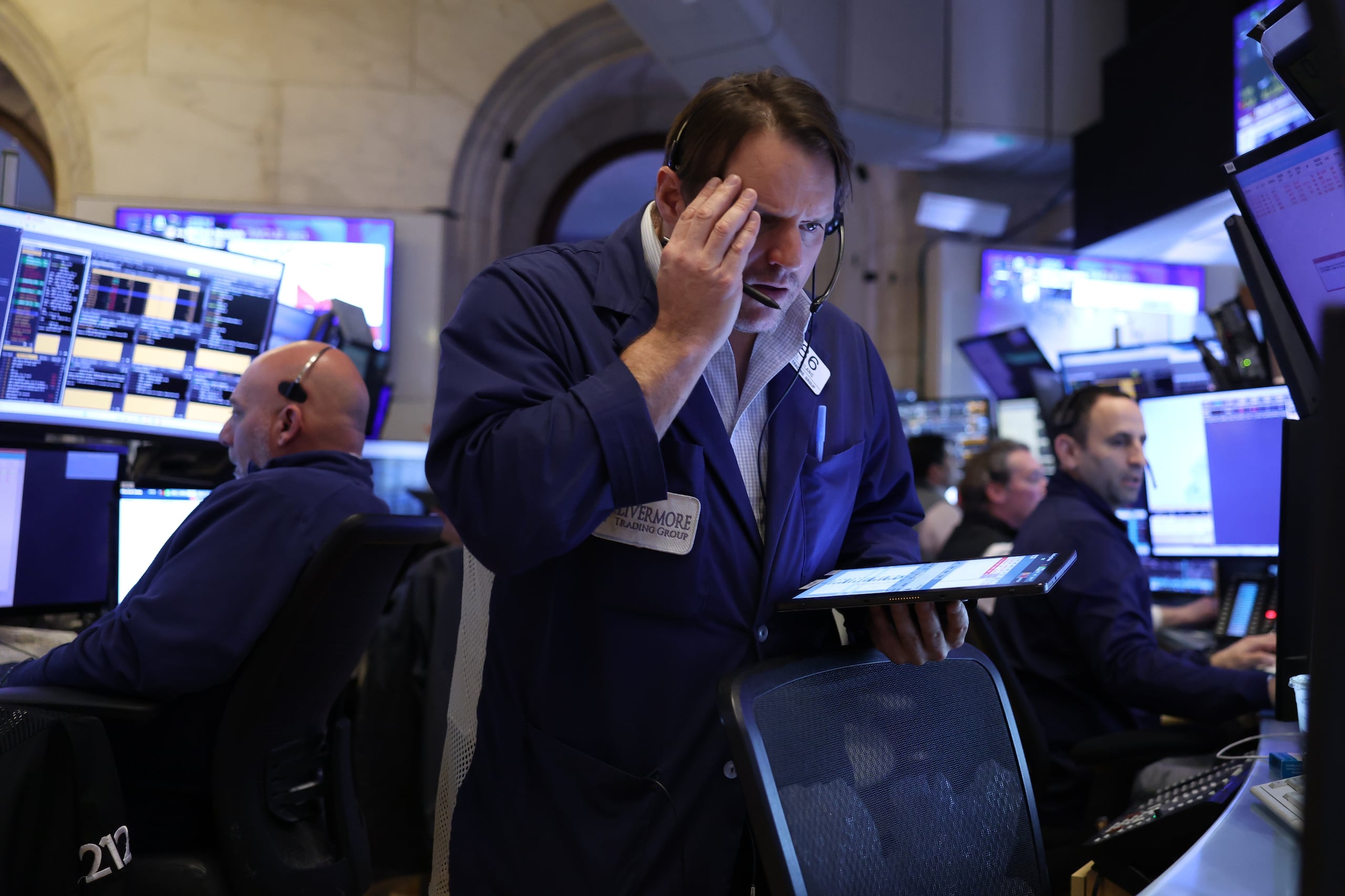Empresas como Nike, Apple, Amazon, Meta, Nvidia y Tesla, entre otras, experimentaron una gran volatilidad durante la jornada de hoy.