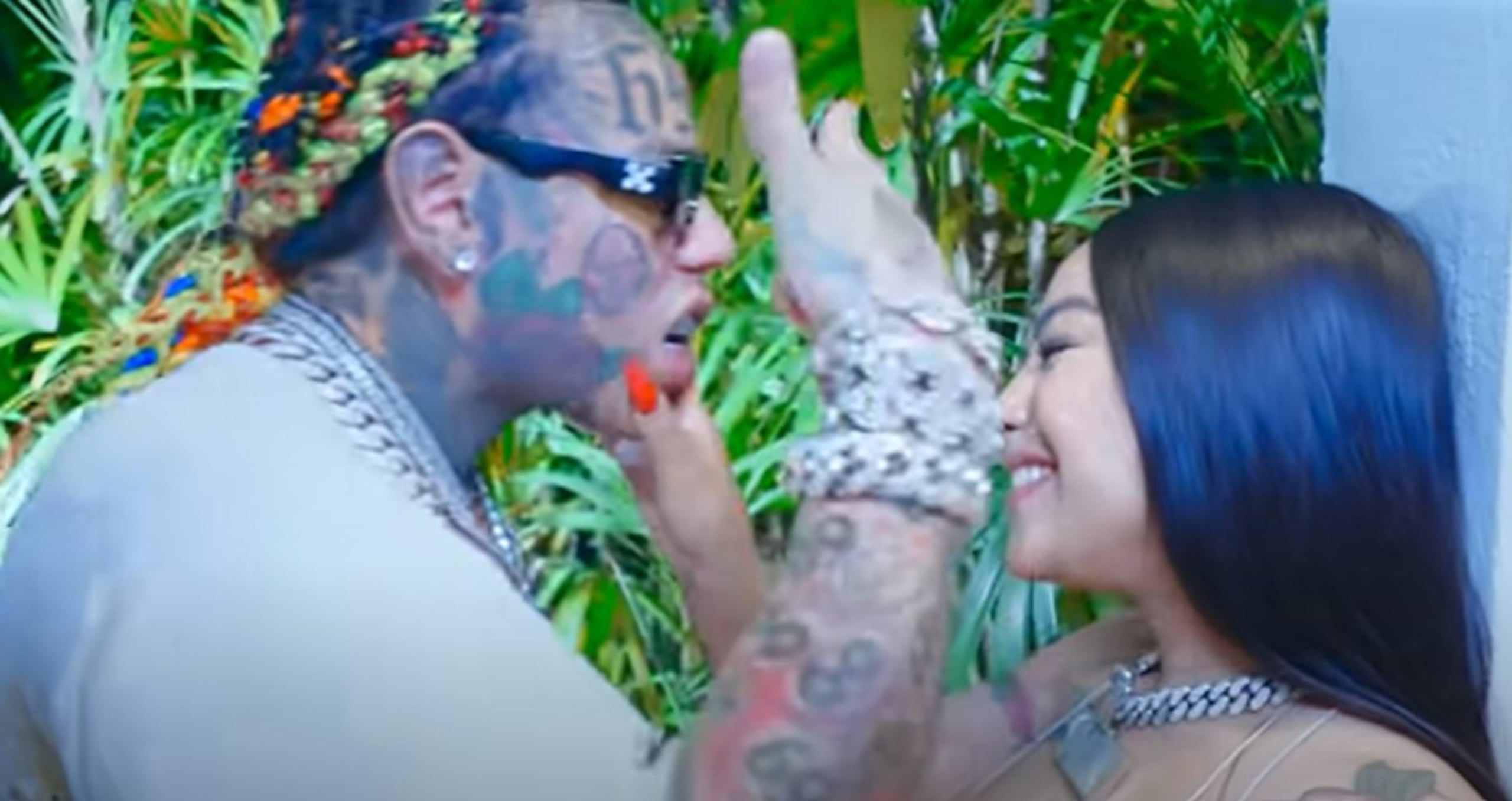 Tekashi69 y Yailin.