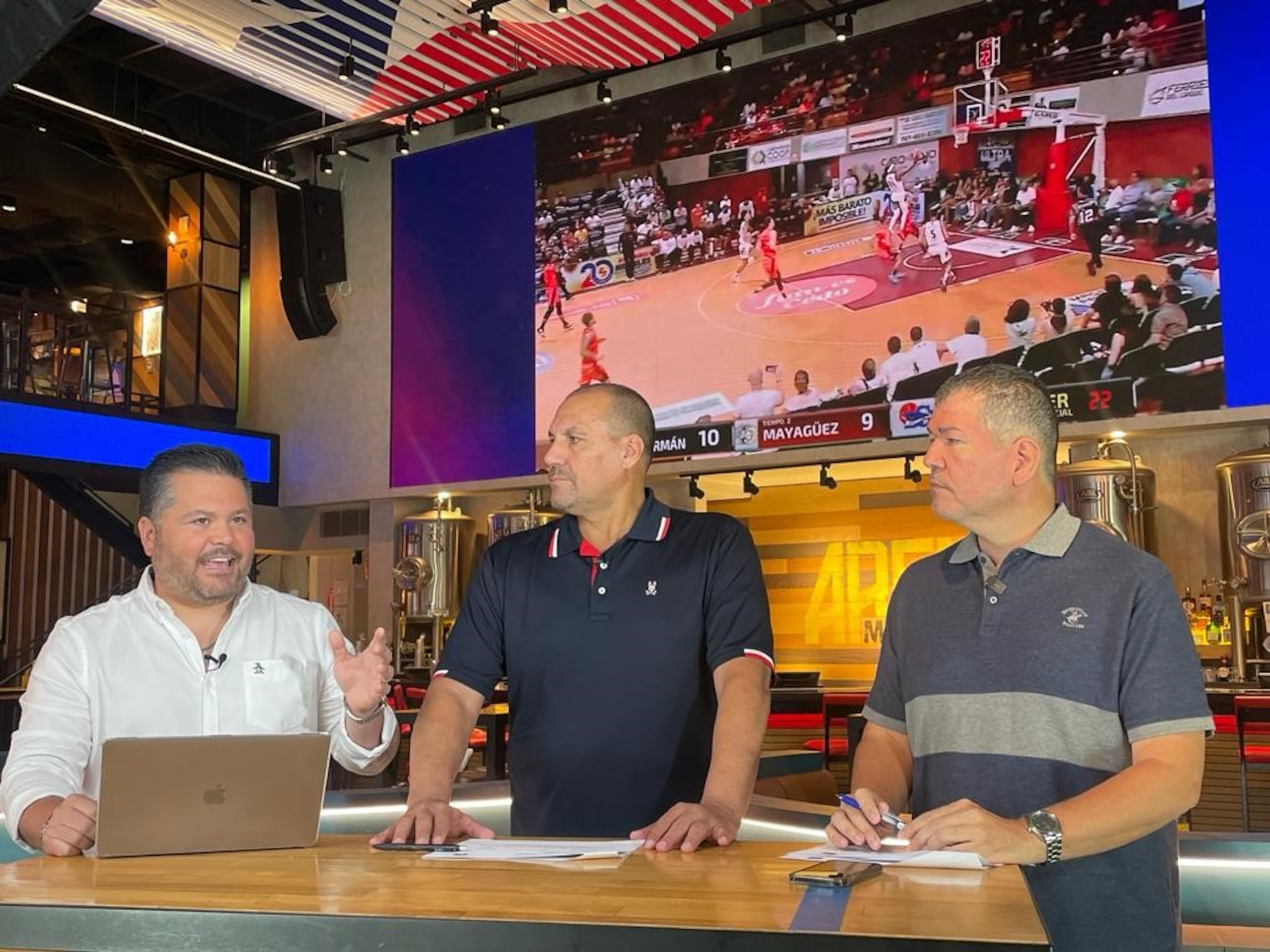 “El Trabuco Deportes” (ETD) se convertirá en la primera producción en vivo desde el popular restaurante y “sports bar” Arena Medalla.