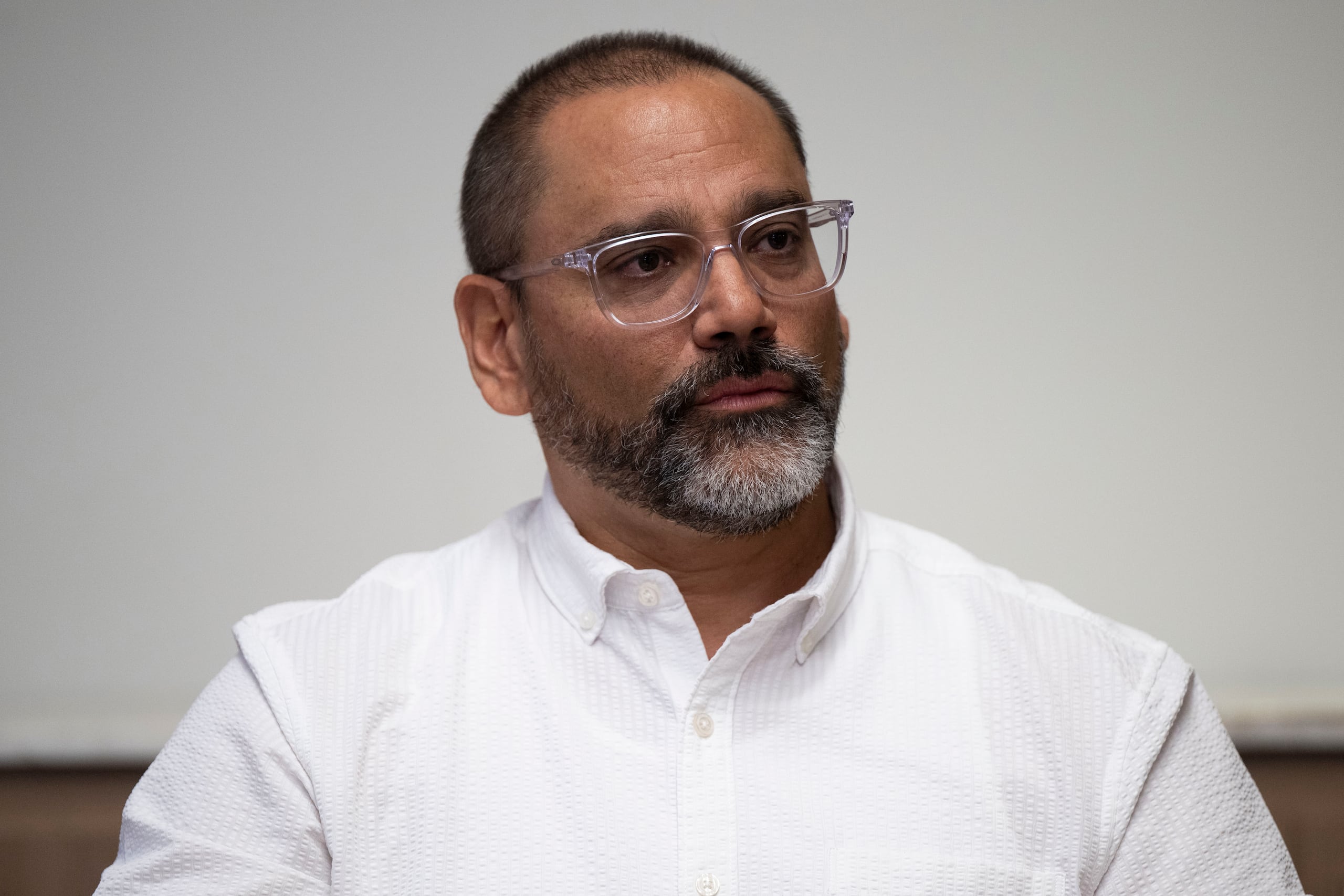 "Aquellos que somos padres, tenemos una responsabilidad, una entrega a nuestros hijos que lo supera todo", expresó Eduardo Soria en declaraciones escritas.