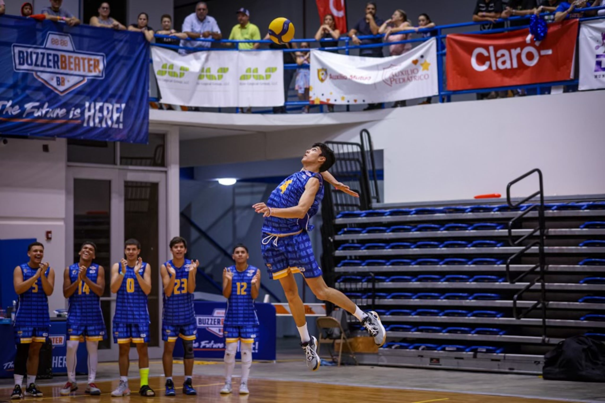 Lorenzo Rivera, de Bayamón Military Academy, en la Copa Buzzer Beater.