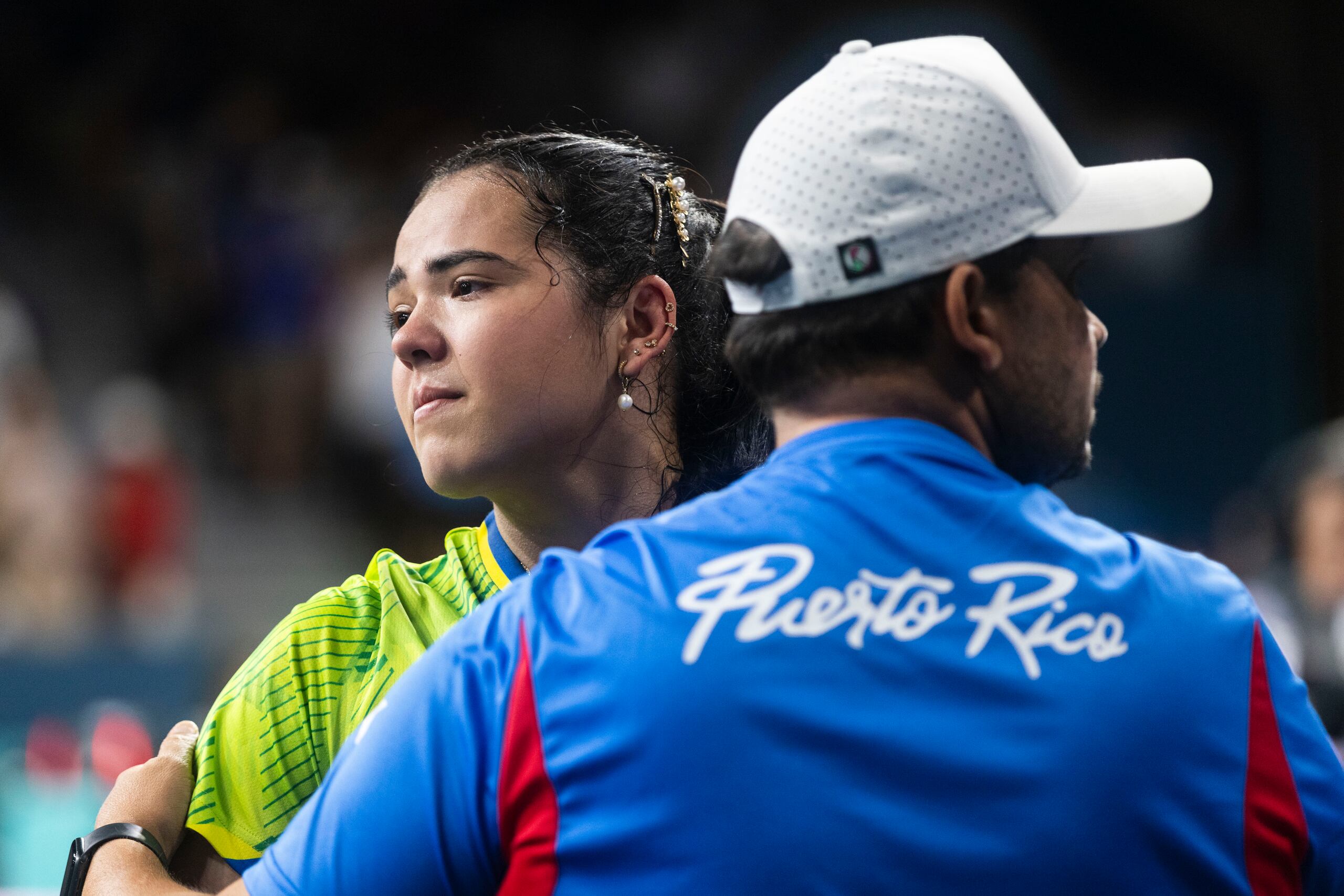 Adriana junto a su padre y entrenador, Bladimir Díaz