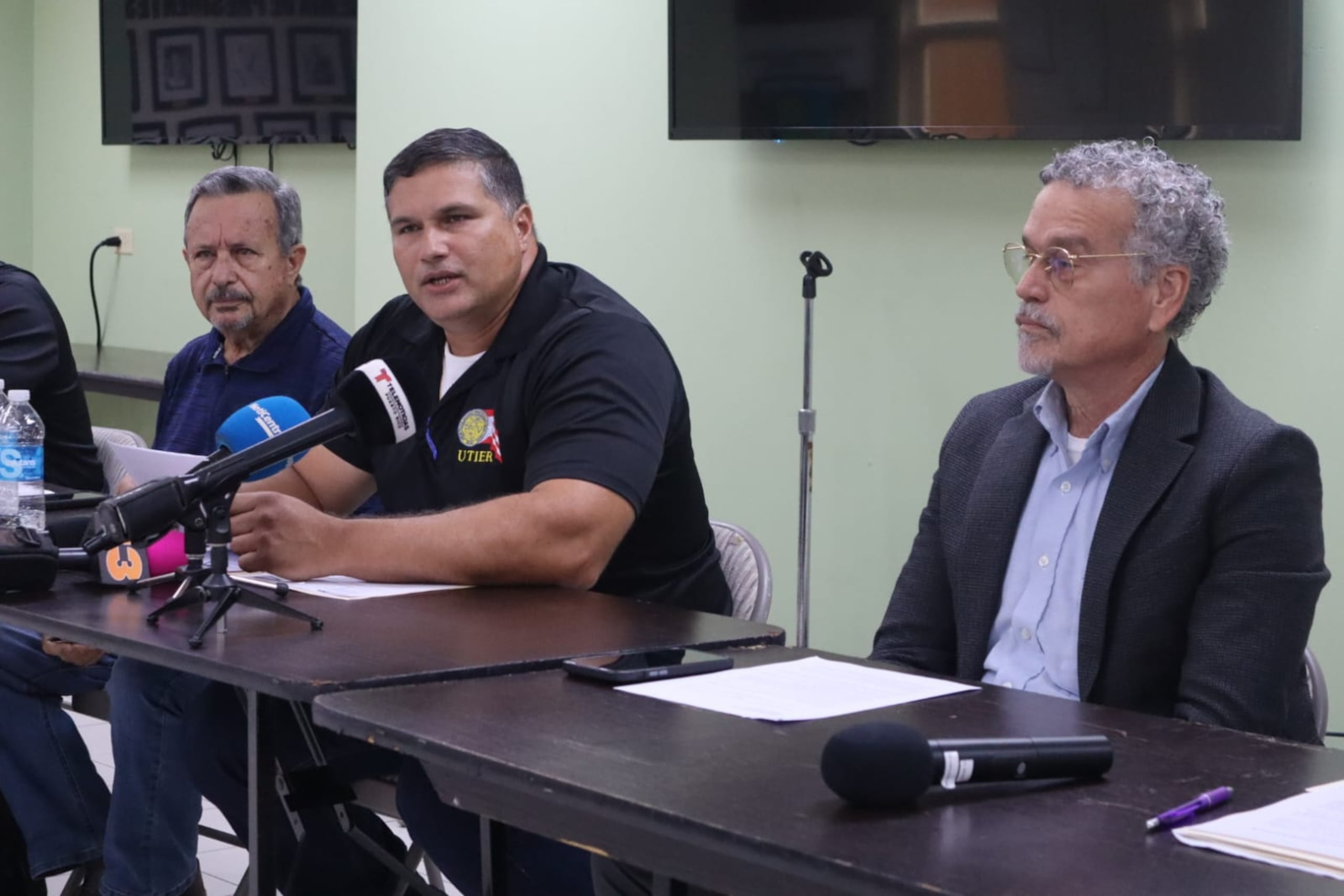 Mitjá recordó que la Junta de Síndicos del Sistema de Retiro presentó una propuesta más económica, que cubre los gastos del Sistema de Retiro sin tener que aumentar la factura de la luz, pero fue ignorada.