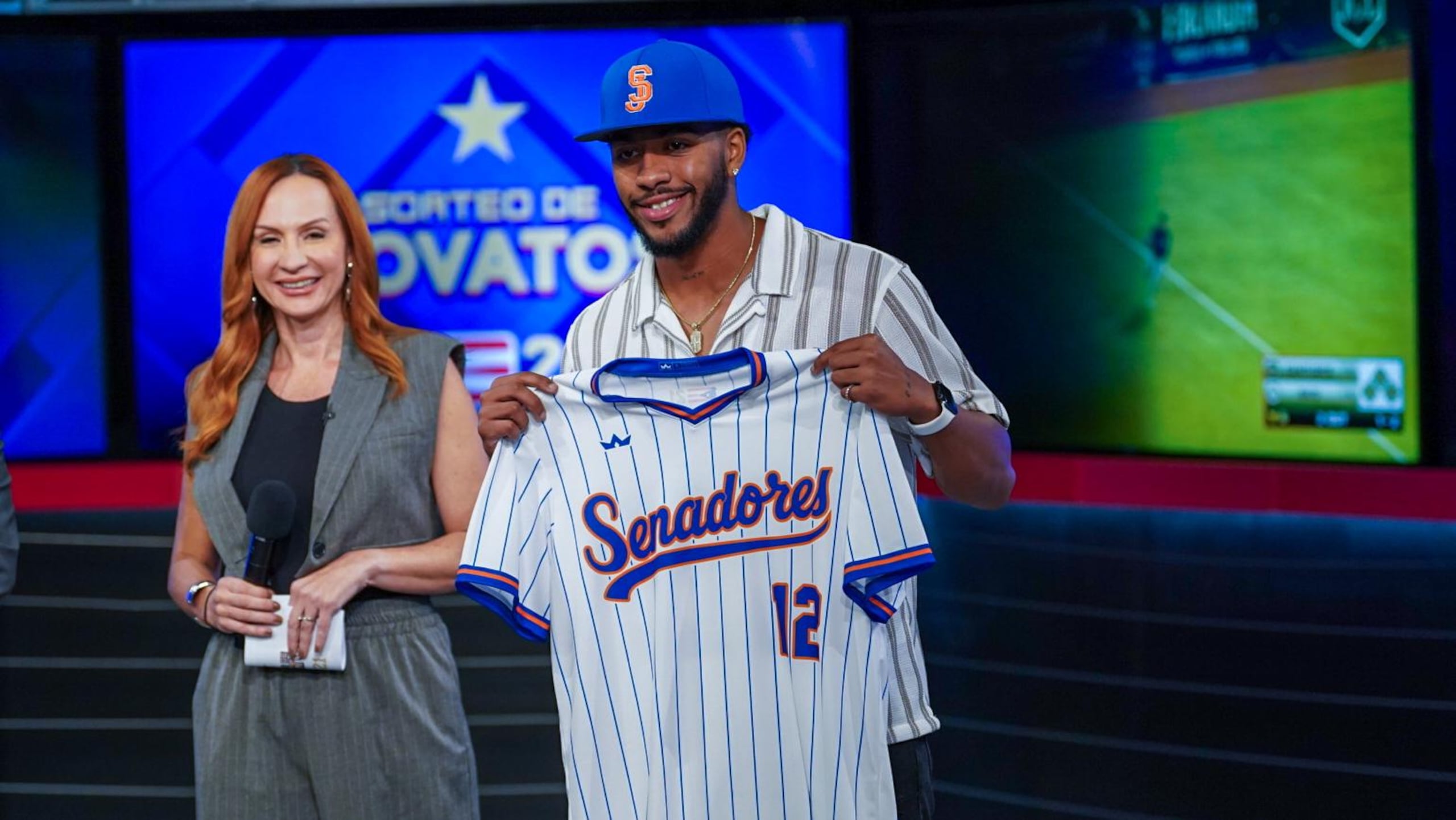 Randal Díaz fue la primera selección del sorteo por los Senadores de San Juan en una actividad celebrada en WAPA TV.