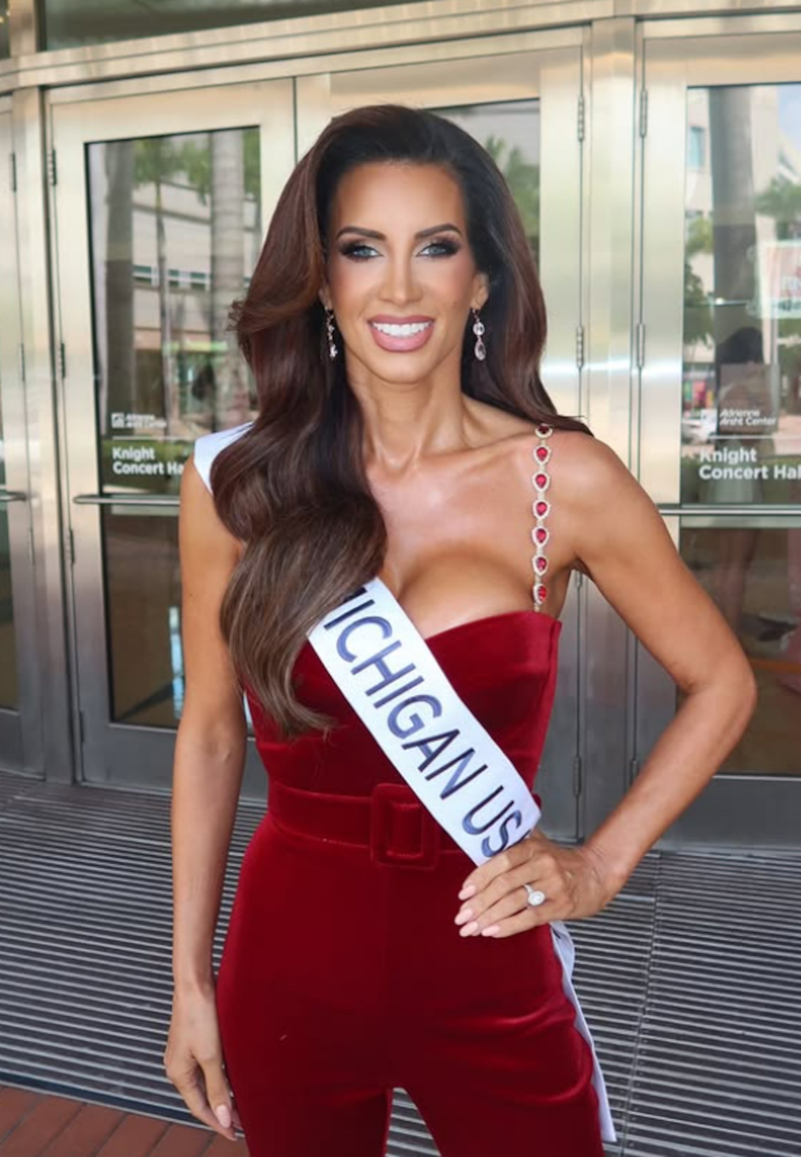 Amber Uhler espera convertirse en la primera madre y la concursante de mayor edad en ganar la corona de Miss USA.