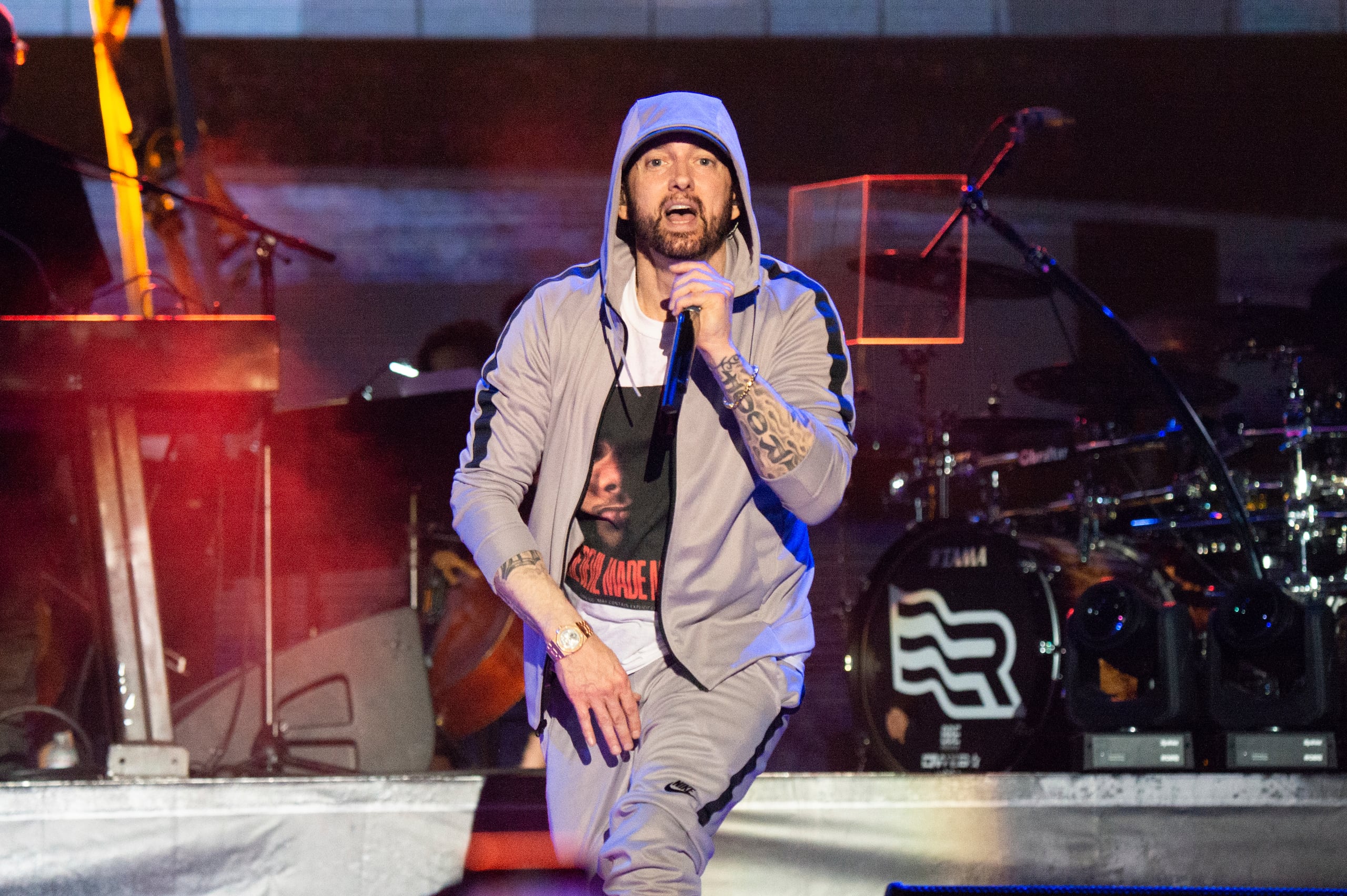 ARCHIVO - Eminem durante su presentación en el Festival Musical y Artístico Bonnaroo el 9 de junio de 2018. Eminem está entre los nominados por primera vez para ser incorporados al Salón de la Fama del Rock and Roll. (Foto Amy Harris/Invision/AP, archivo)