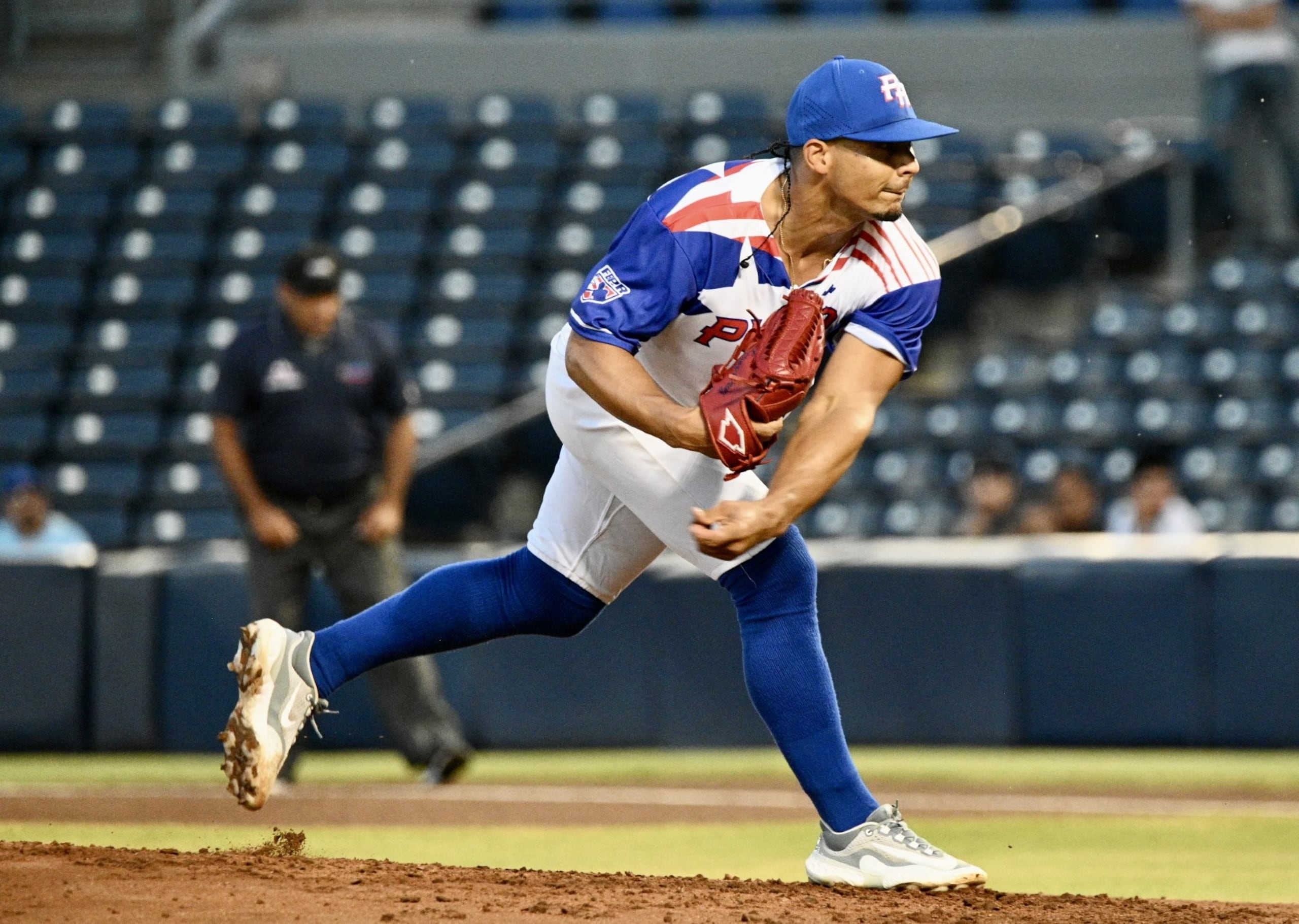 Luis Leroy Cruz cargó con la derrota de Puerto Rico en la apertura de la Copa del Caribe, que se juega en Fajardo y Las Piedras.