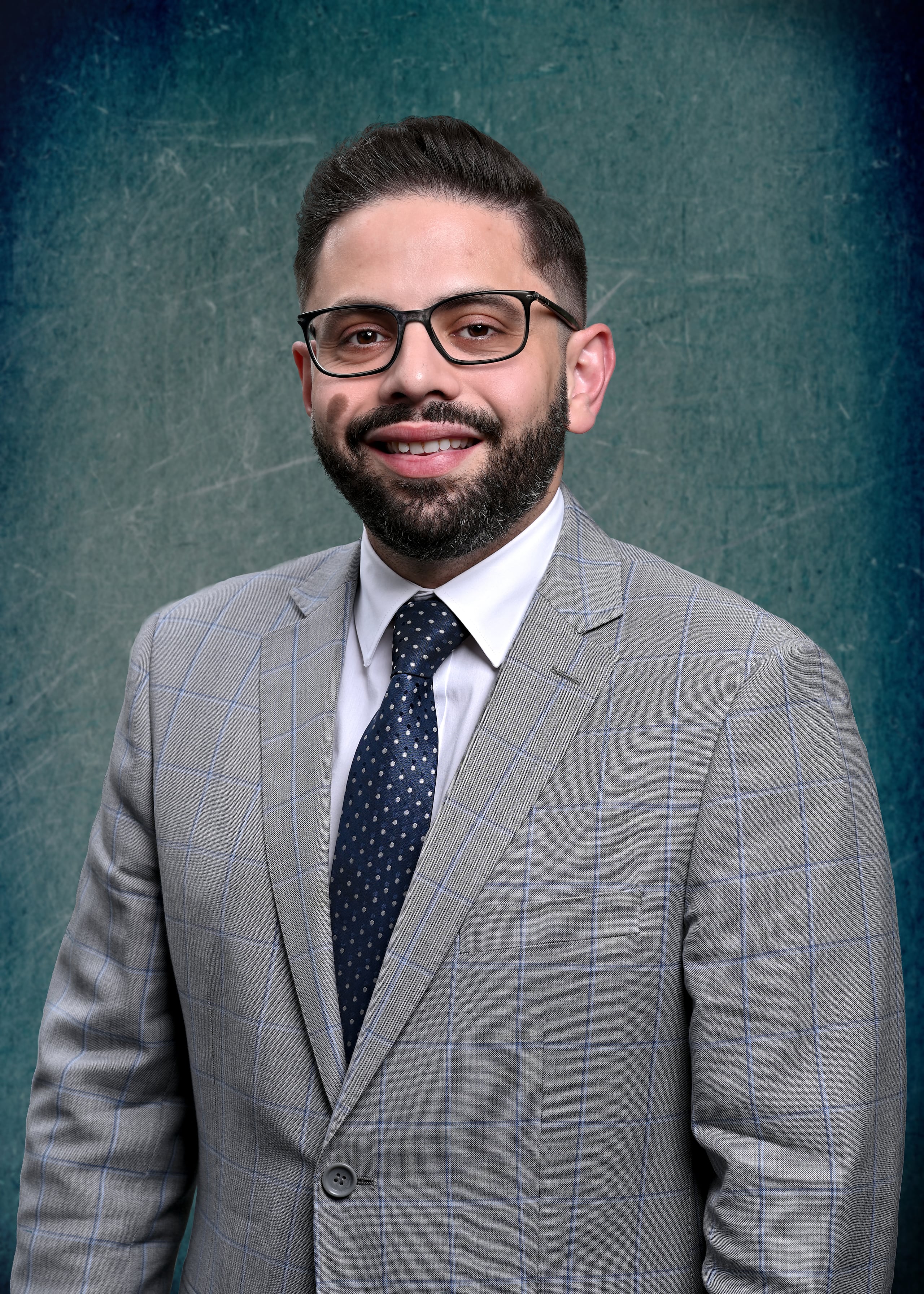 Hon. Francisco Parés, Servicios Distinguidos en el Gobierno.