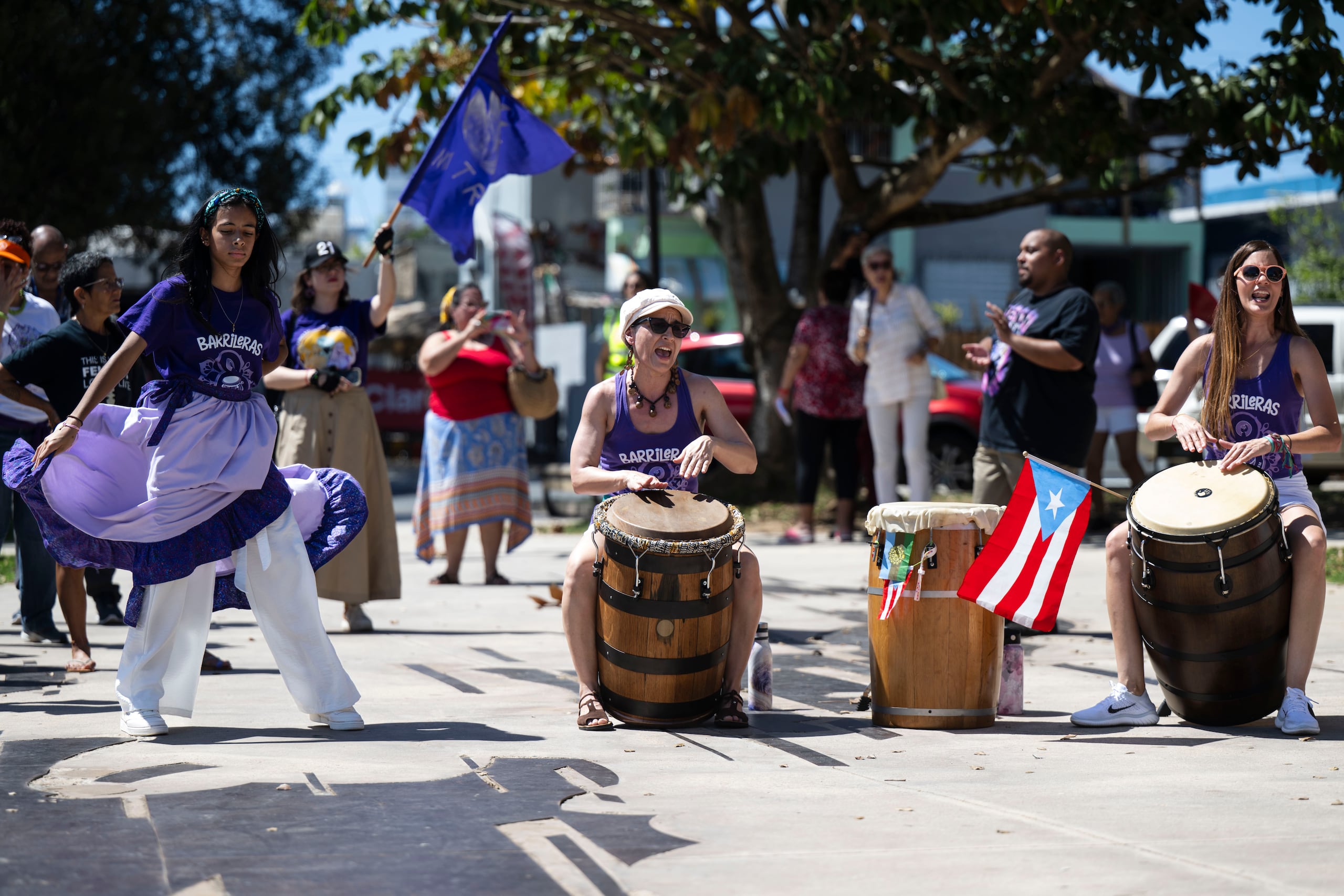 En la concentración, también se denunciaron las condiciones laborales injustas que exponen a la comunidad migrante a explotación y marginación, exigiéndose salarios justos, condiciones seguras y acceso a servicios esenciales.