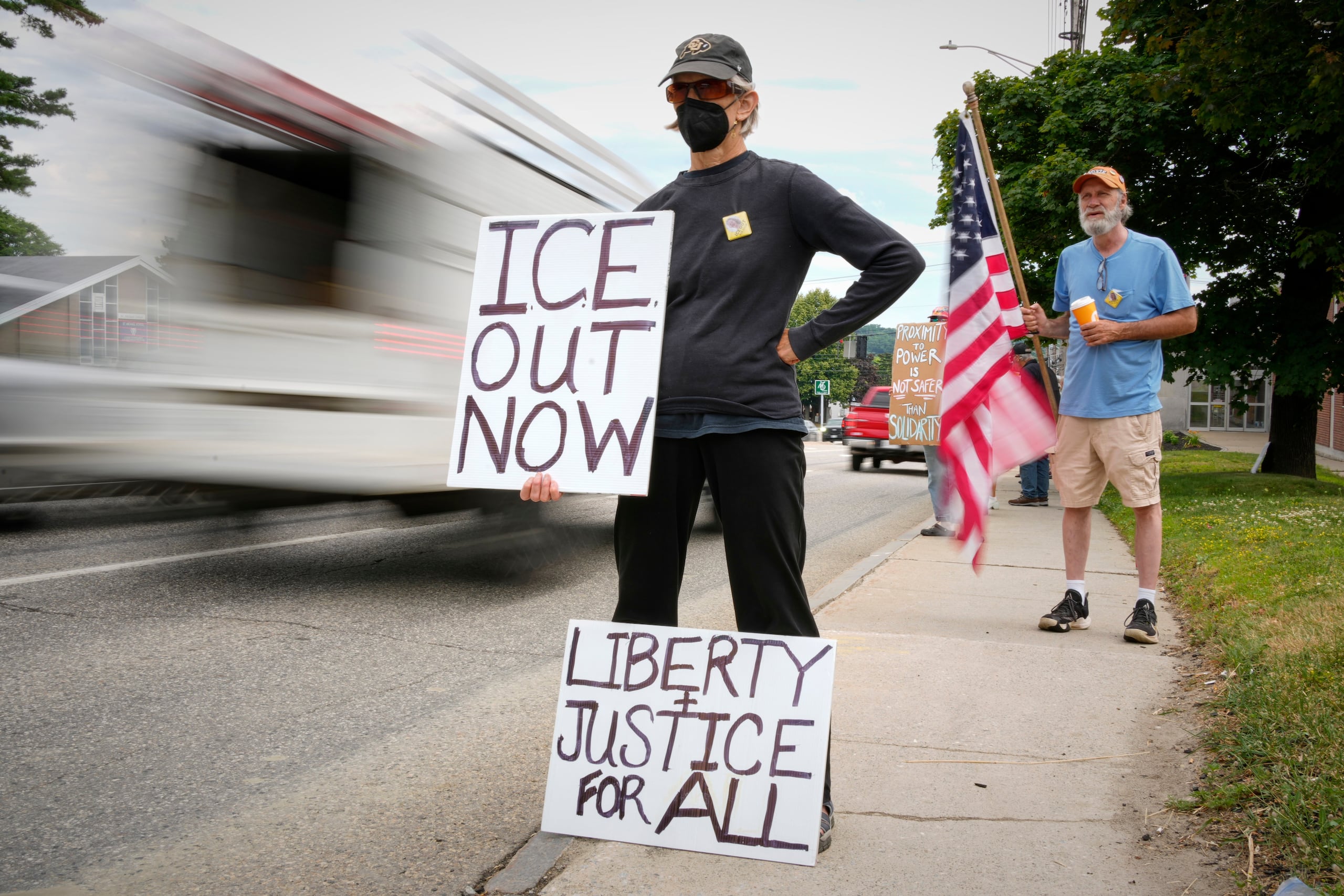 Al menos 10 personas han muerto en enfrentamientos con agentes de inmigración desde que Trump intensificó la represión tras retomar la presidencia.