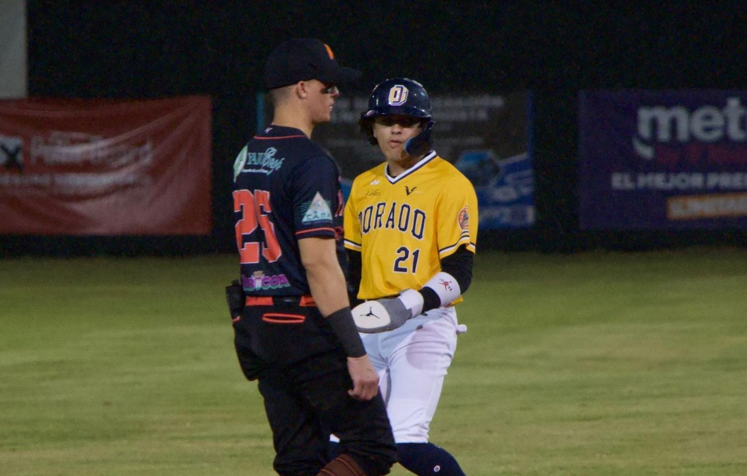 Los Guardianes de Dorado se acercaron al liderato de la sección con victoria 6-5 sobre los Azucareros de Yabucoa.