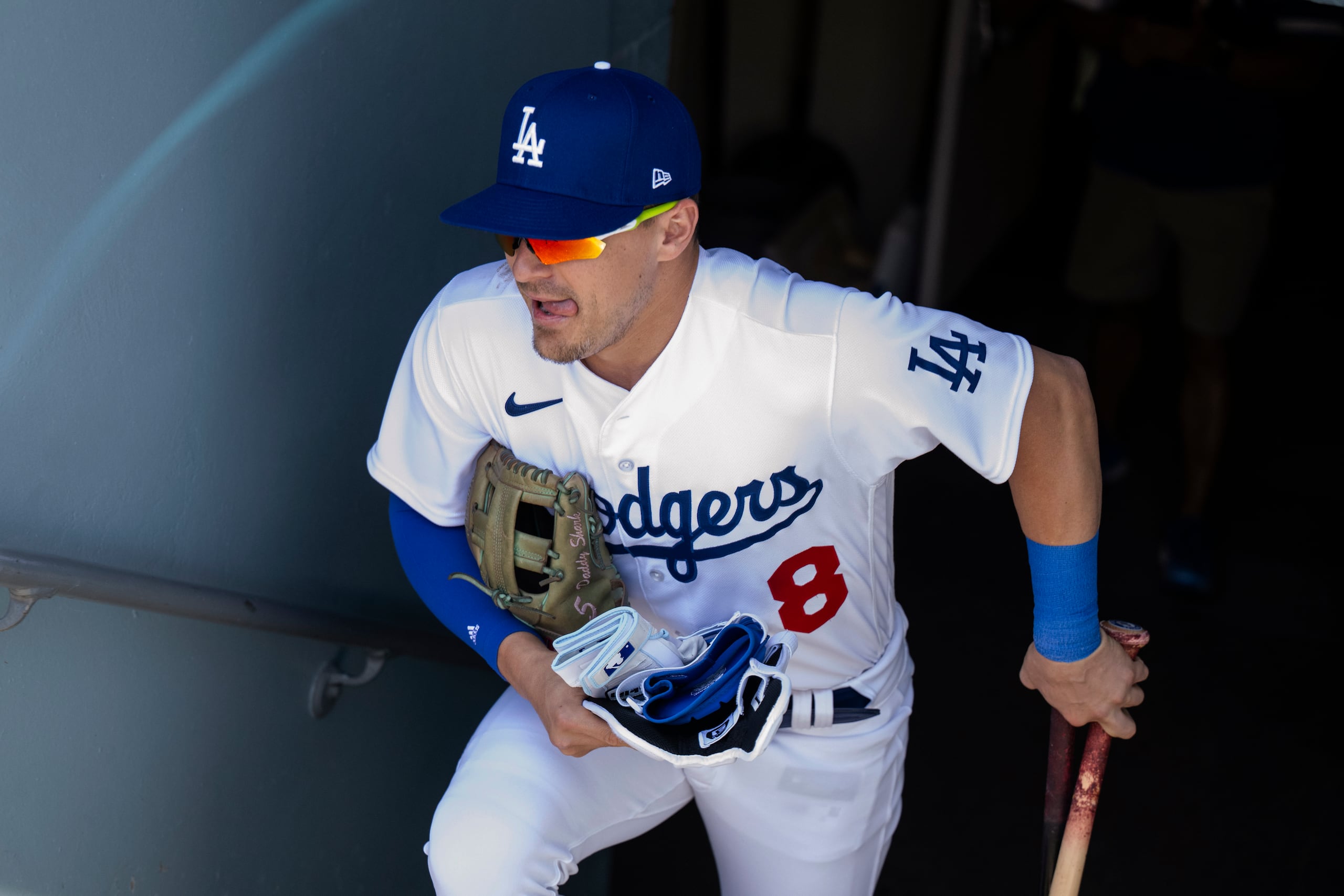 Kike Hernández será nuevamente Dodger en el 2024. Será su octavo año en el equipo.