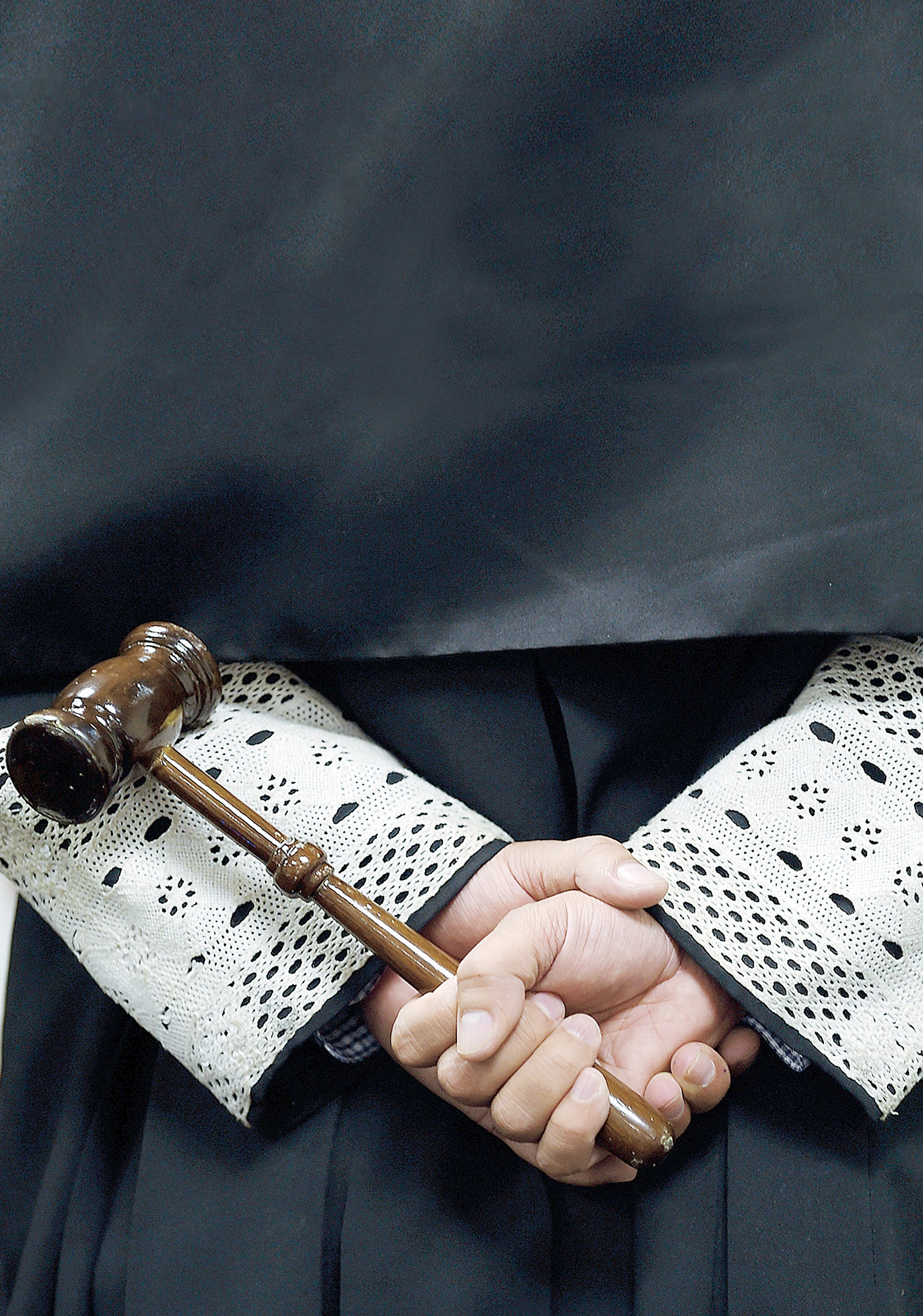 El juez Juan León González, determinó causa para arresto y le señaló una fianza de $60,000. (Archivo)
-----