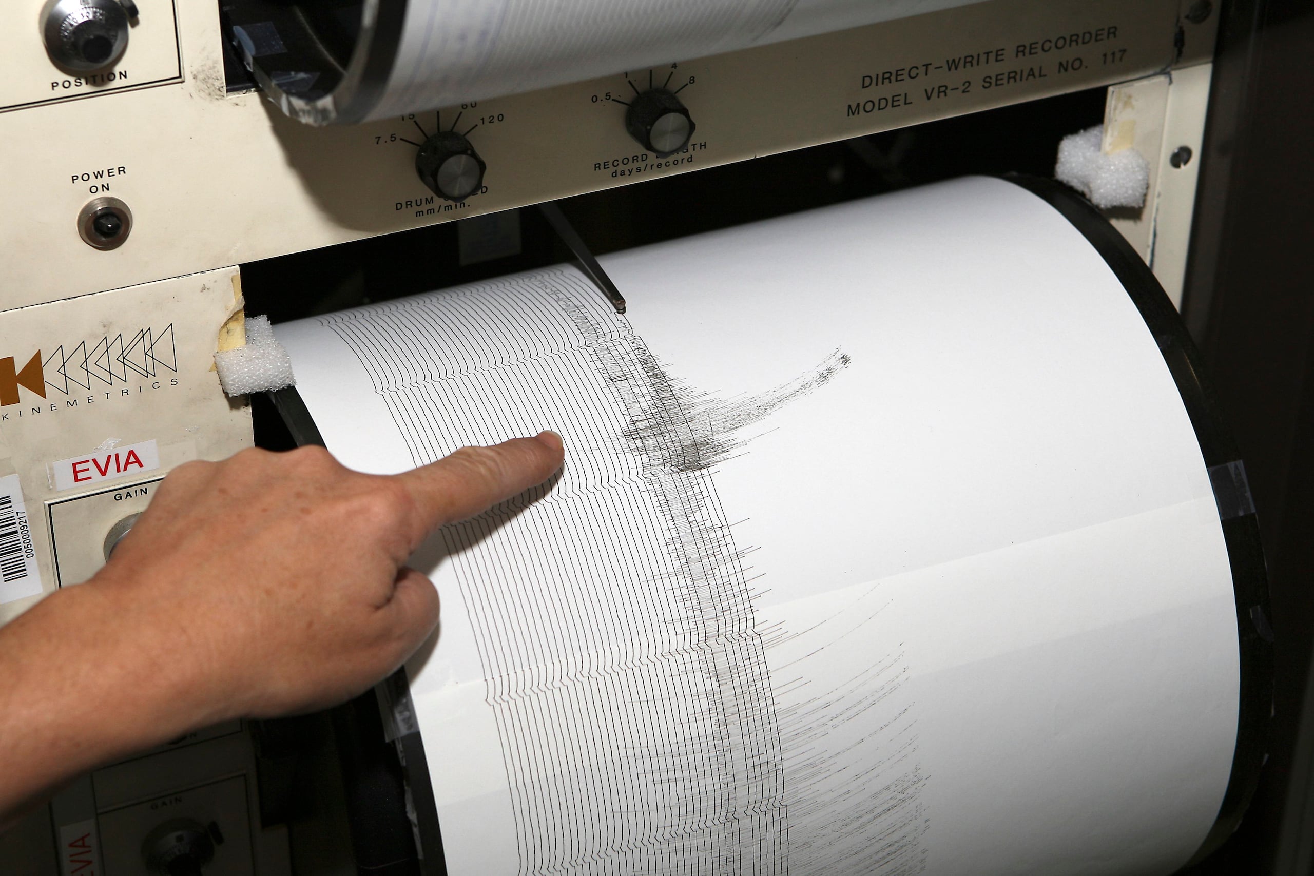 La sacudida se registró a unos 90 kilómetros al sureste de la ciudad de Pangai,