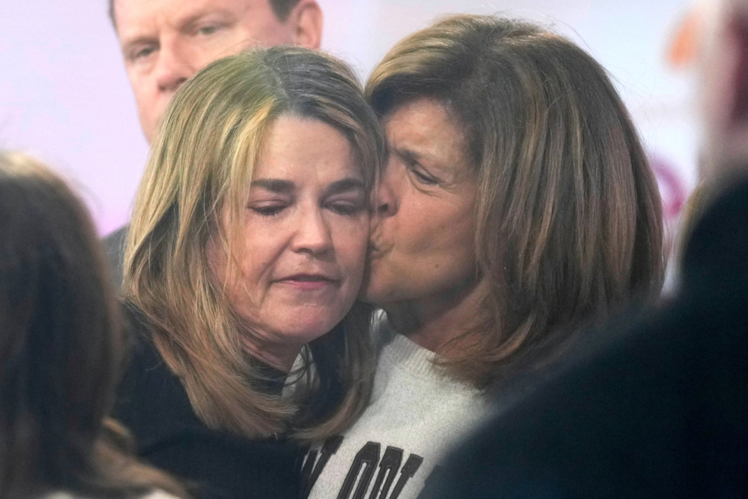 Guthrie hizo un llamado al publico a que "hagan lo correcto", para esclarecer la desaparición de su madre.
