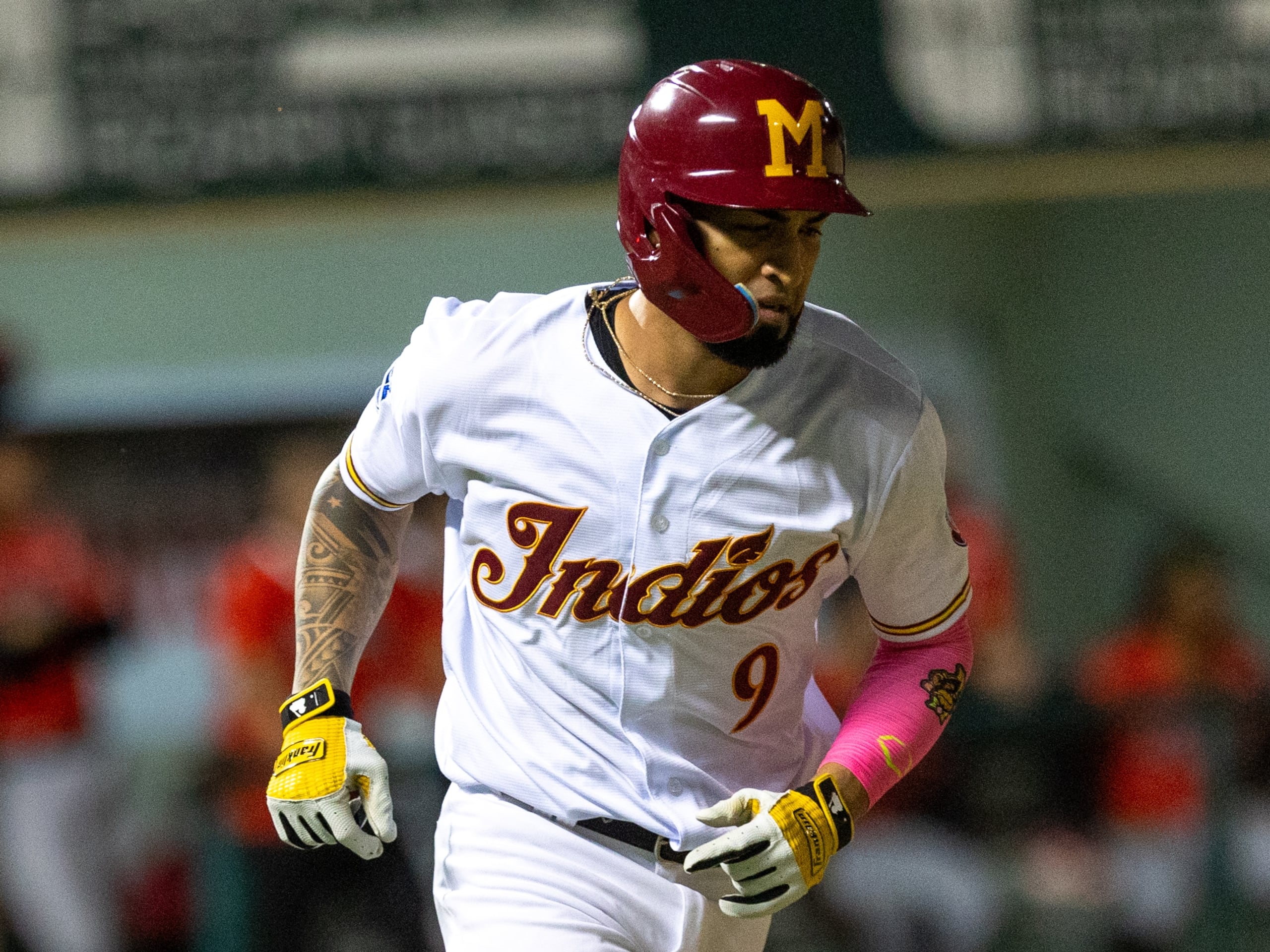 Eddie Rosario en el uniforme de los Indios de Mayagüez de la Liga de Béisbol Profesional Roberto Clemente (LBPRC).