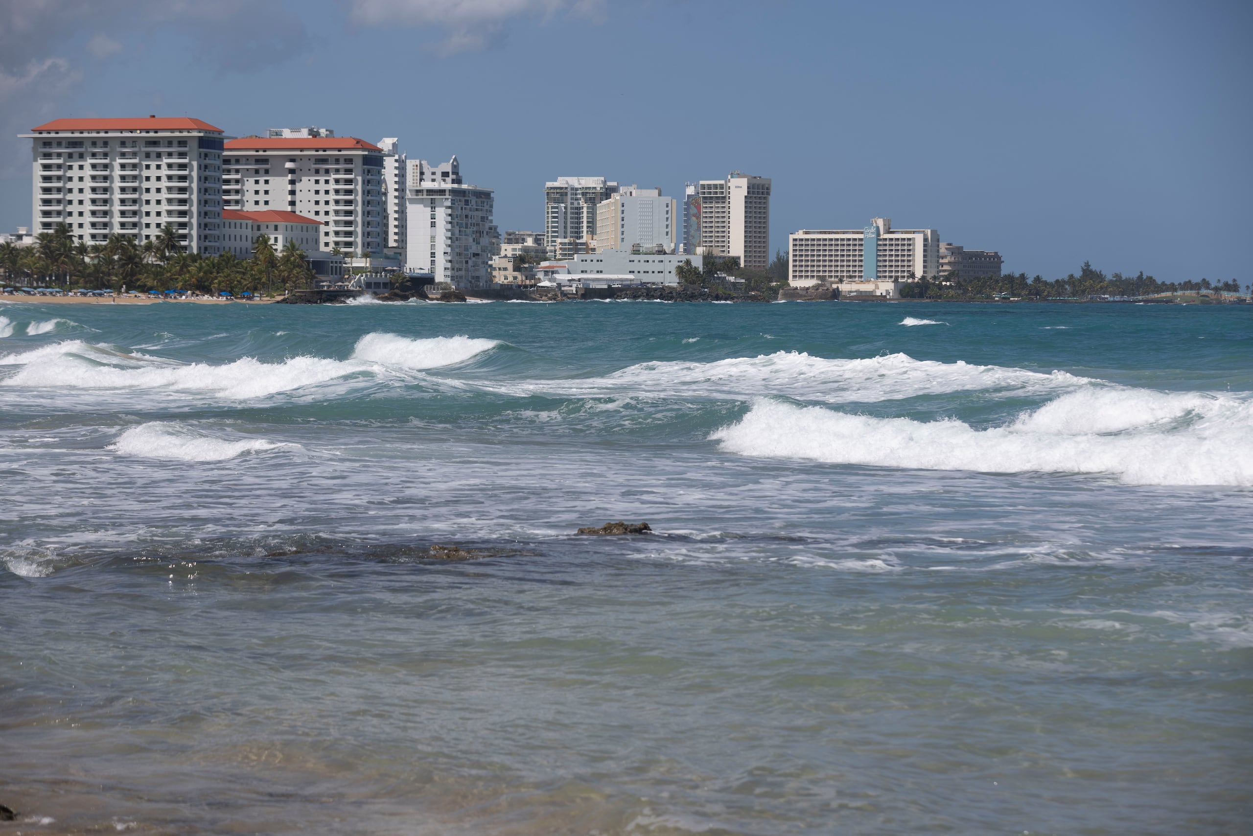 Hay alto riesgo de corrientes marinas para playas a lo largo de las costas oeste, norte y este de Puerto Rico, así como en Culebra.
