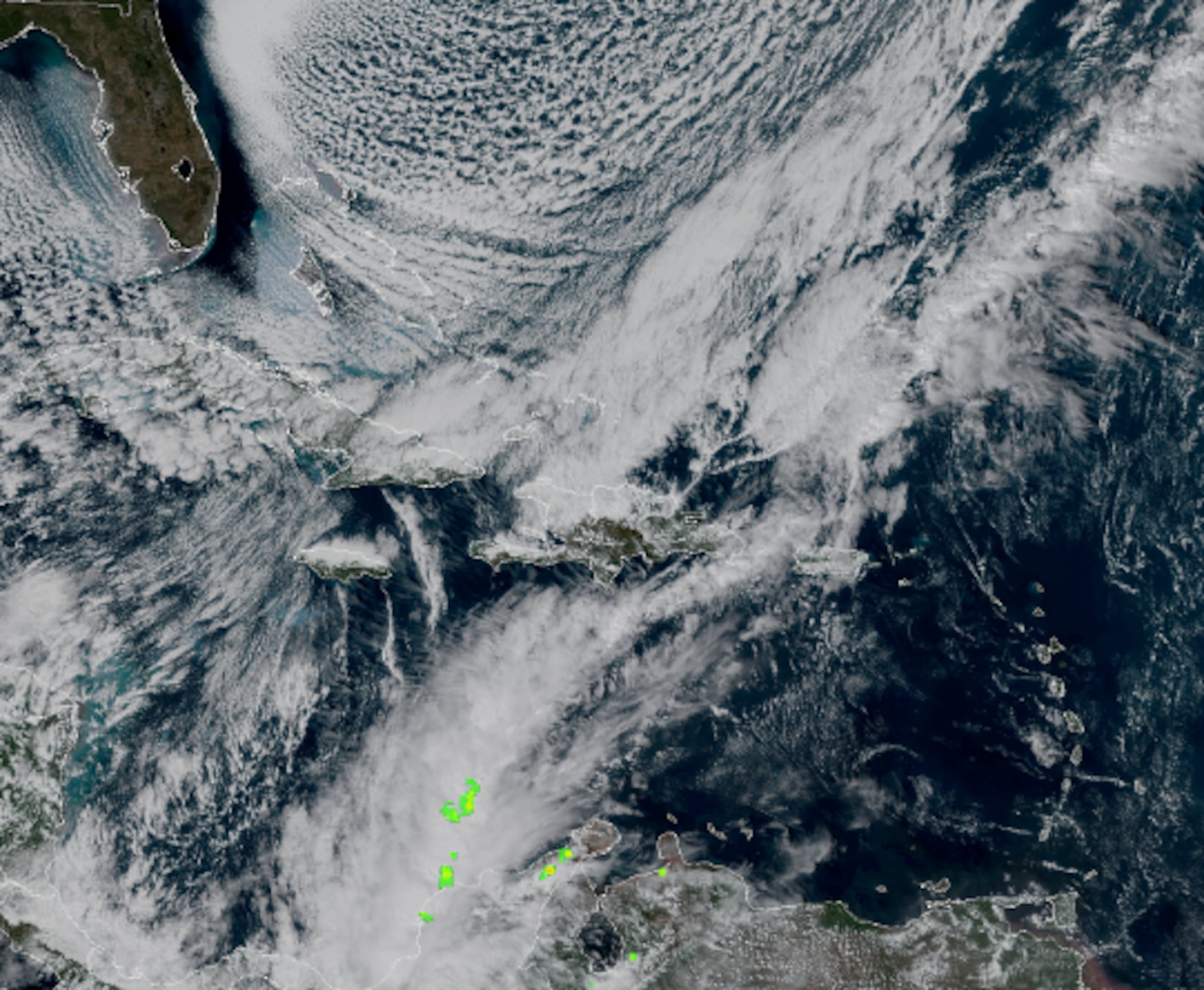 El sistema afecta varias islas del Caribe.