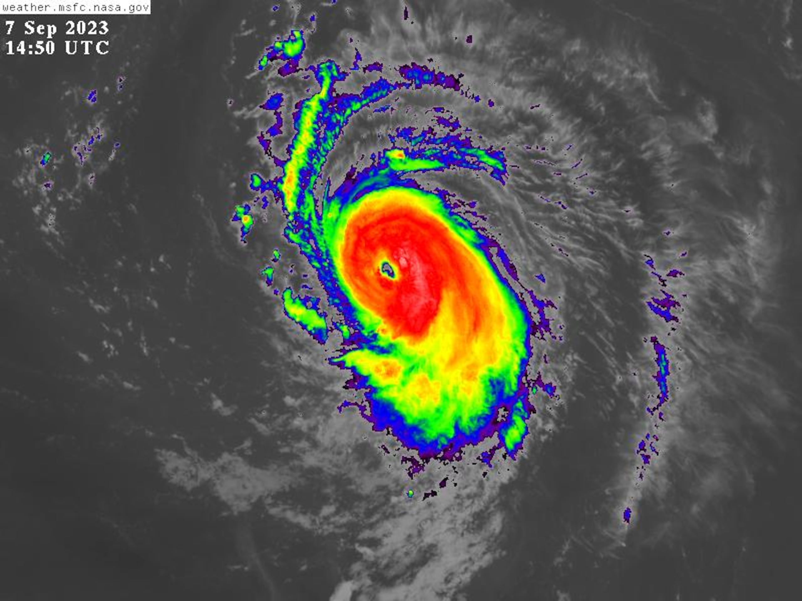 Lee se fortaleció a huracán categoría 2 en la mañana del jueves. (NOAA)