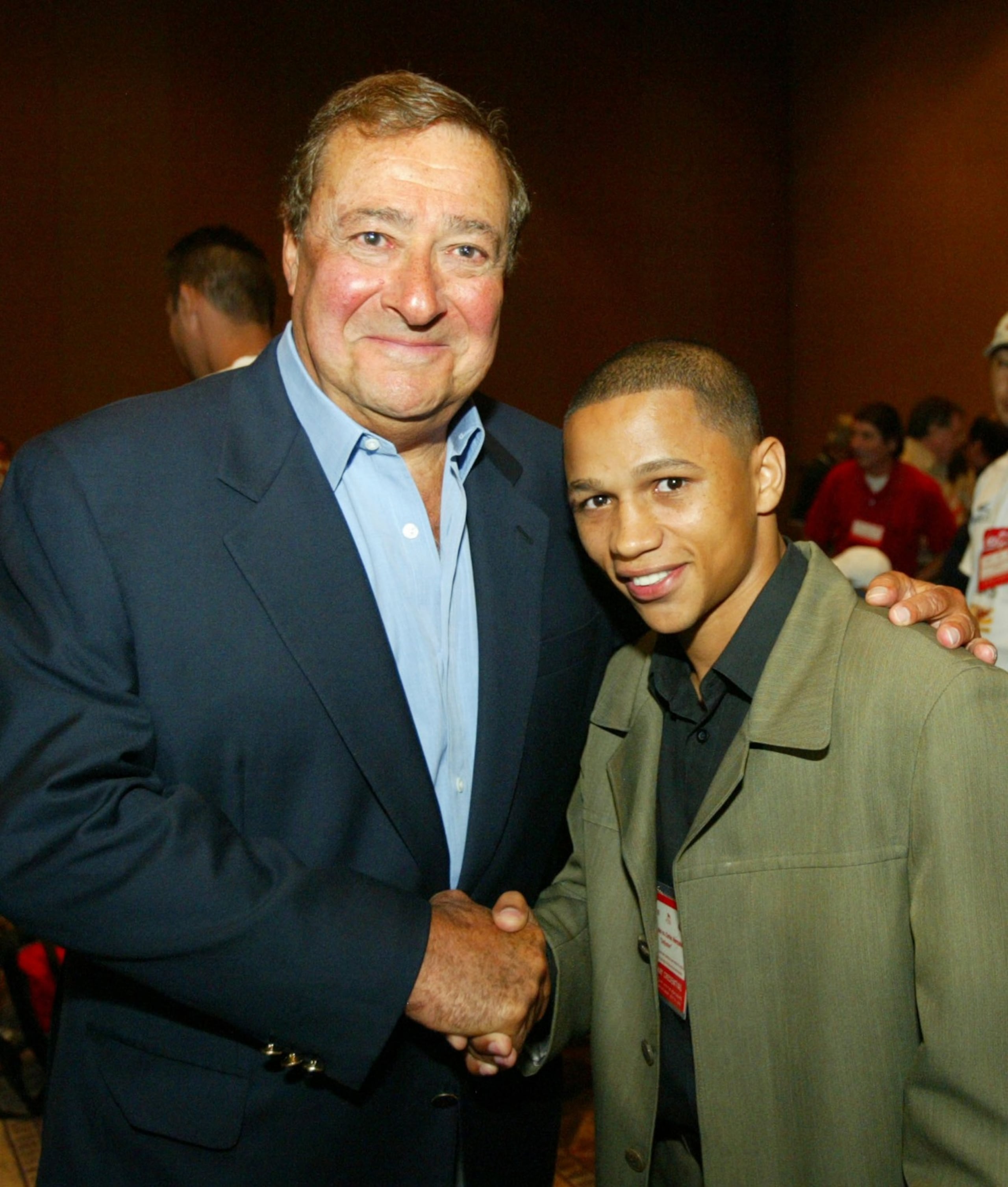 Bob Arum resaltó el carisma de Iván Calderón.