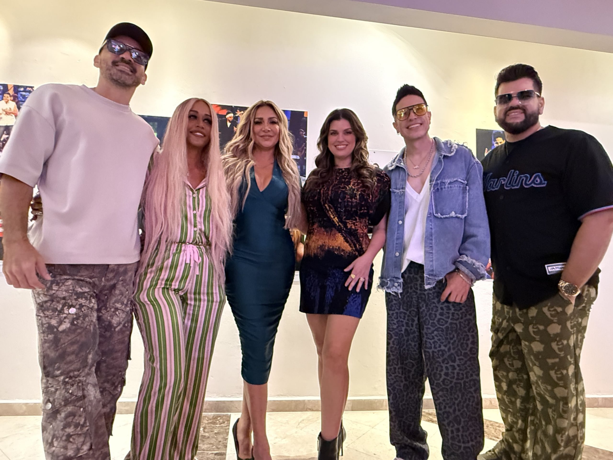 Juan Vélez, Anaís Martínez, Cristina Eustace, Janina Irizarry, Fabián Torres y Marlon Fernández se reencontraron para ensayar su participación en la gala.