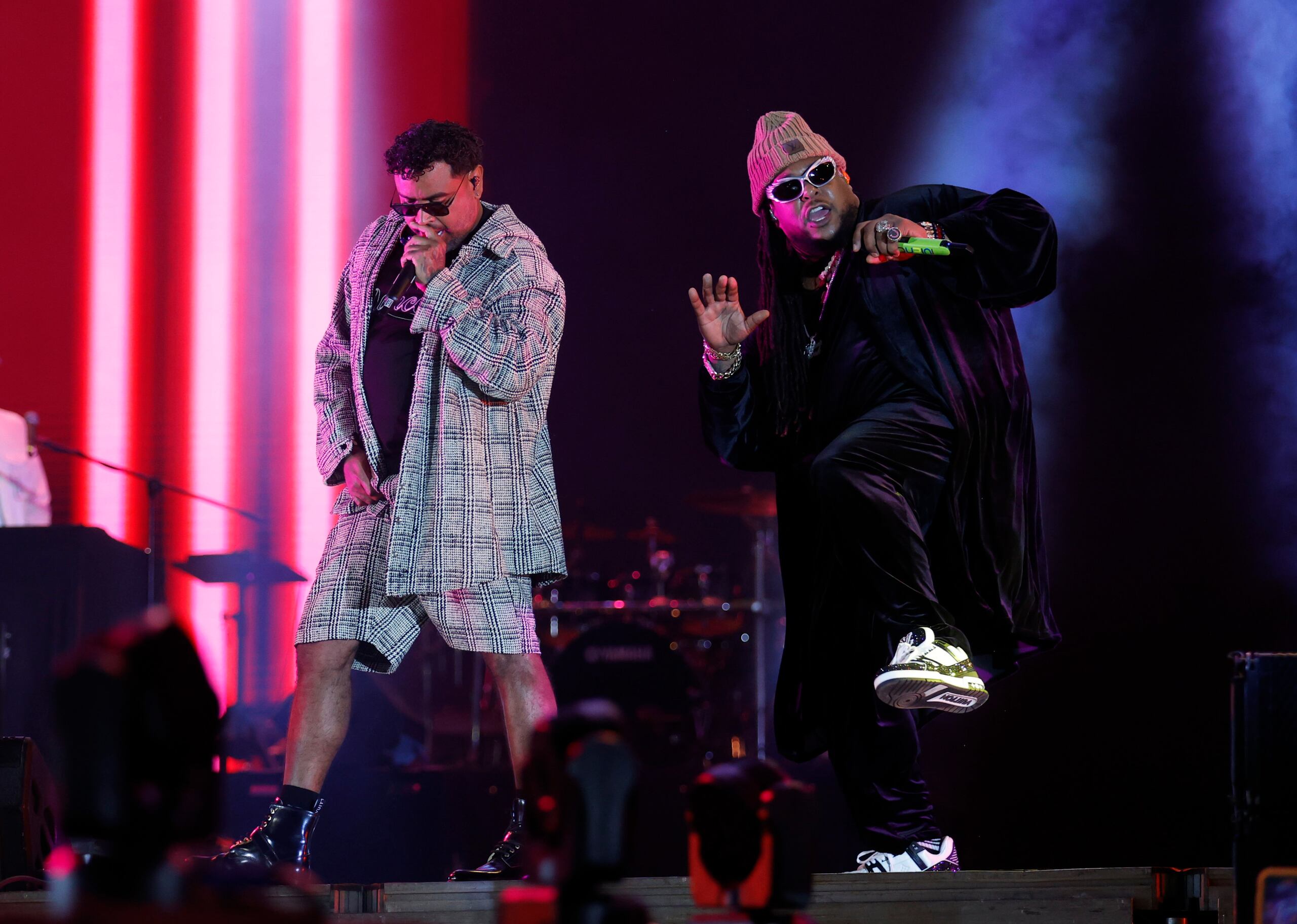 El dúo puertorriqueño Zion (i) & Lennox en concierto durante el festival Megaland 2023, en el Parque Simón Bolívar de Bogotá (Colombia). EFE/ Mauricio Dueñas Castañeda