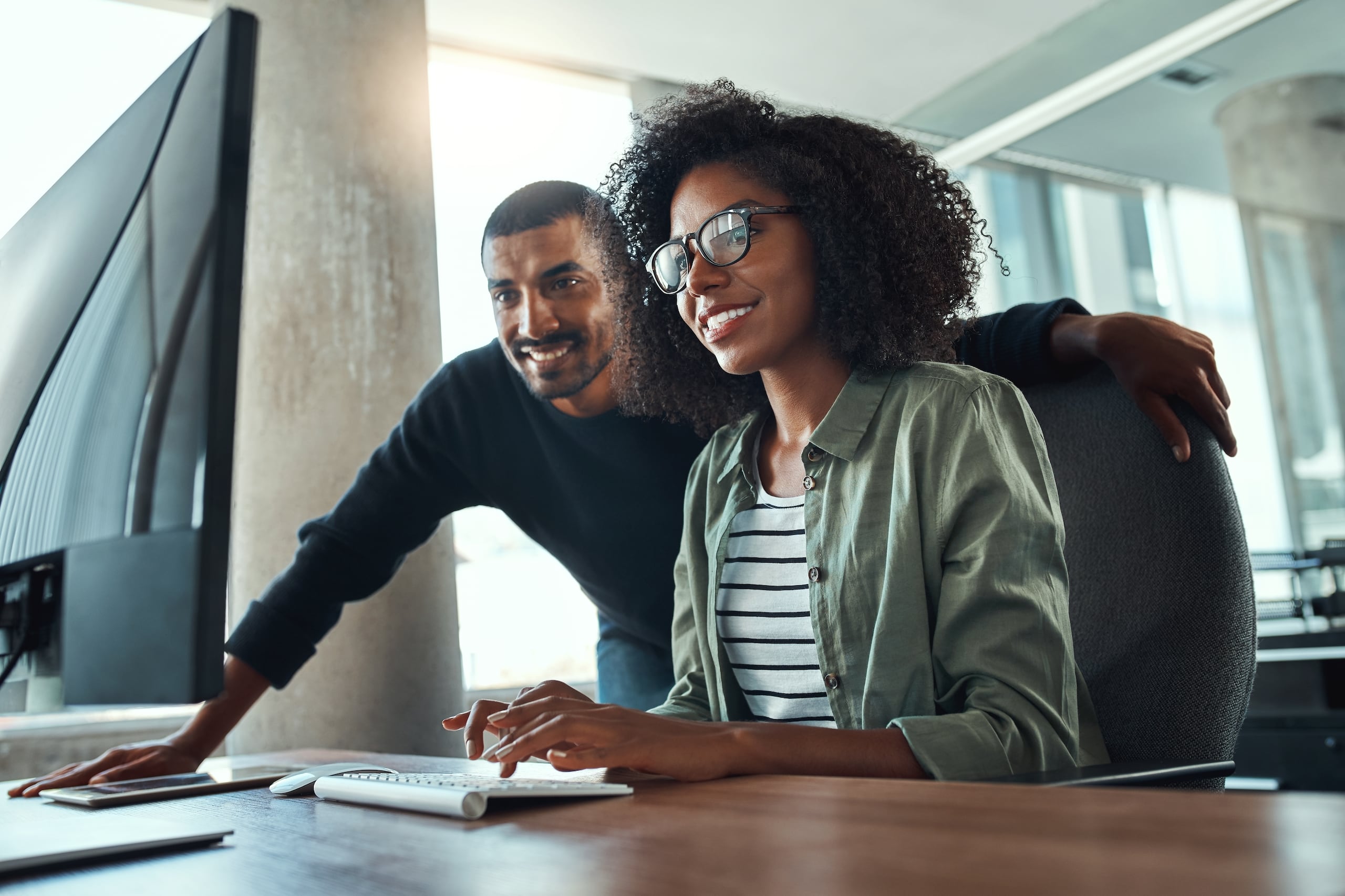 Delegar es importante para cualquier líder. Para hacerlo de manera efectiva, es necesario reclutar a personas en las que puedas confiar y concentrarse en los resultados.