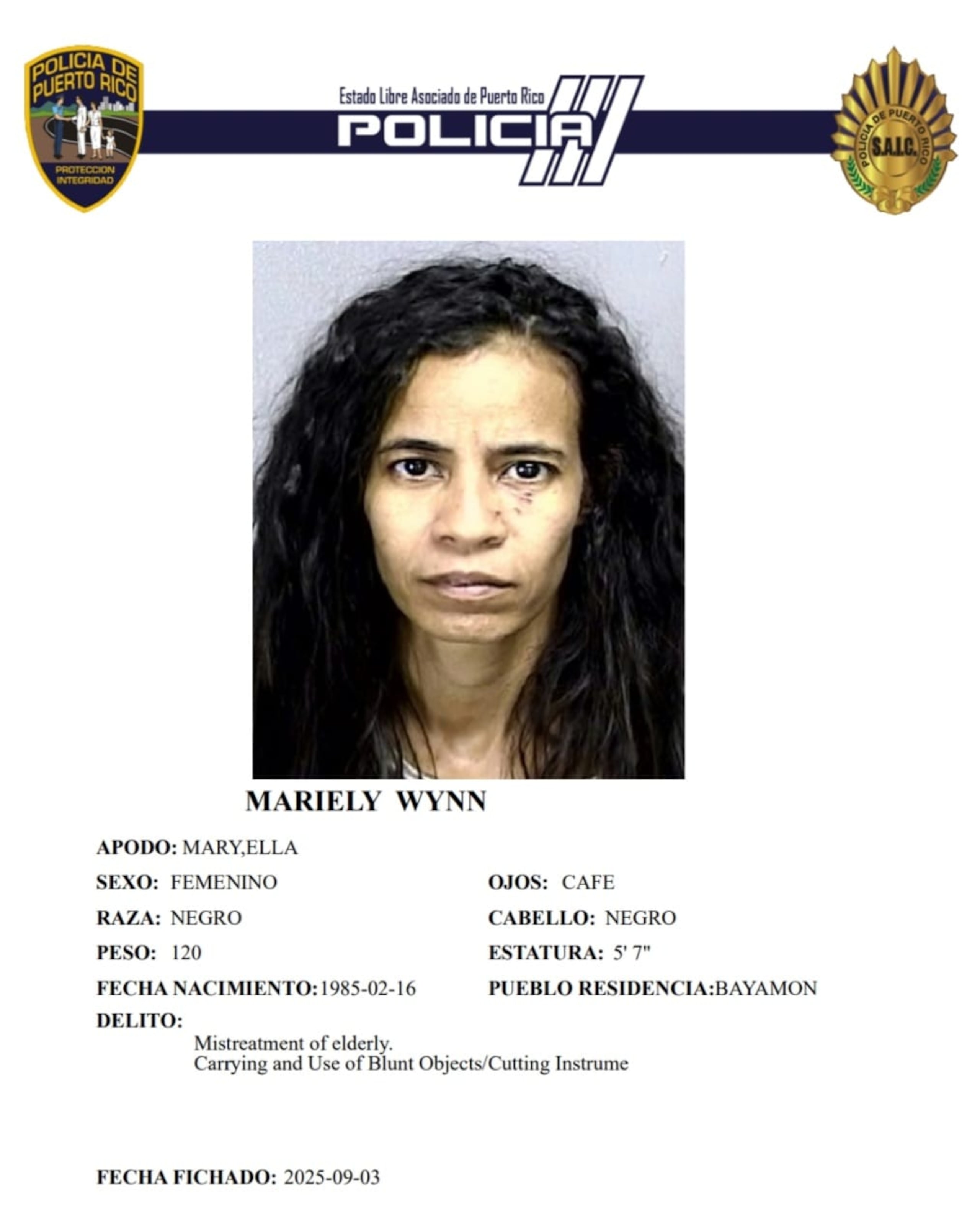Mariely Wynn, enfrenta cargos por maltrato a una persona de edad avanzada y por uso de arma blanca.
