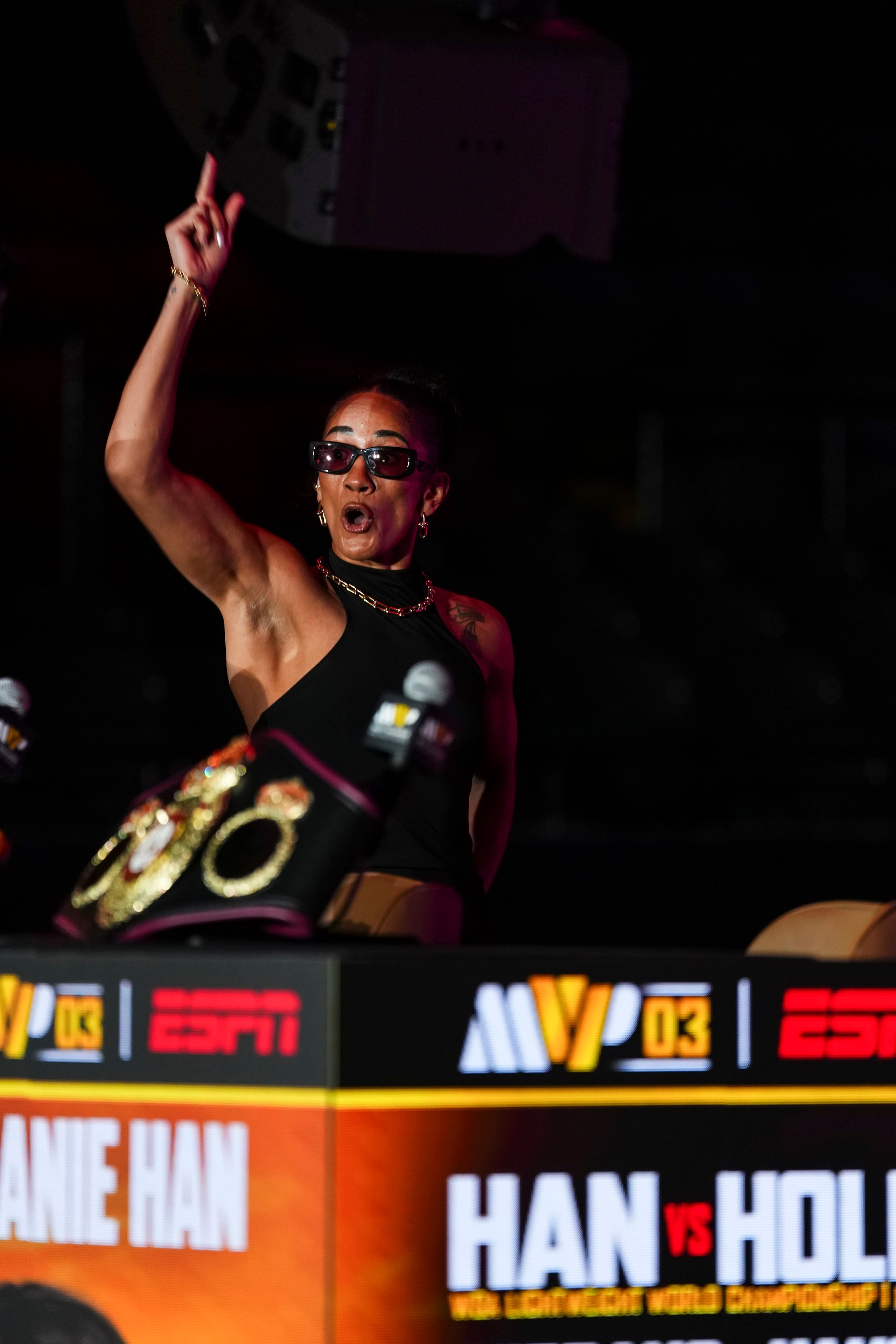 Amanda Serrano presagió una guerra en el combate. (Cooper Neill / Most Valuable Promotions)