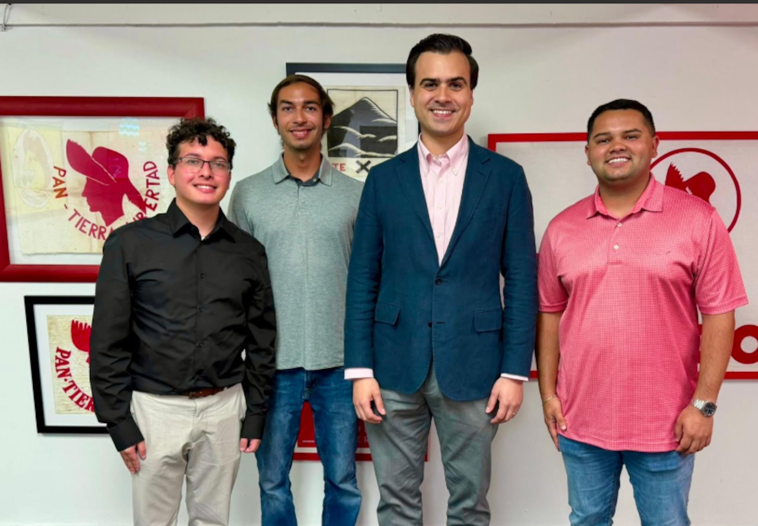 Integrantes del MVC se afilian al PPD