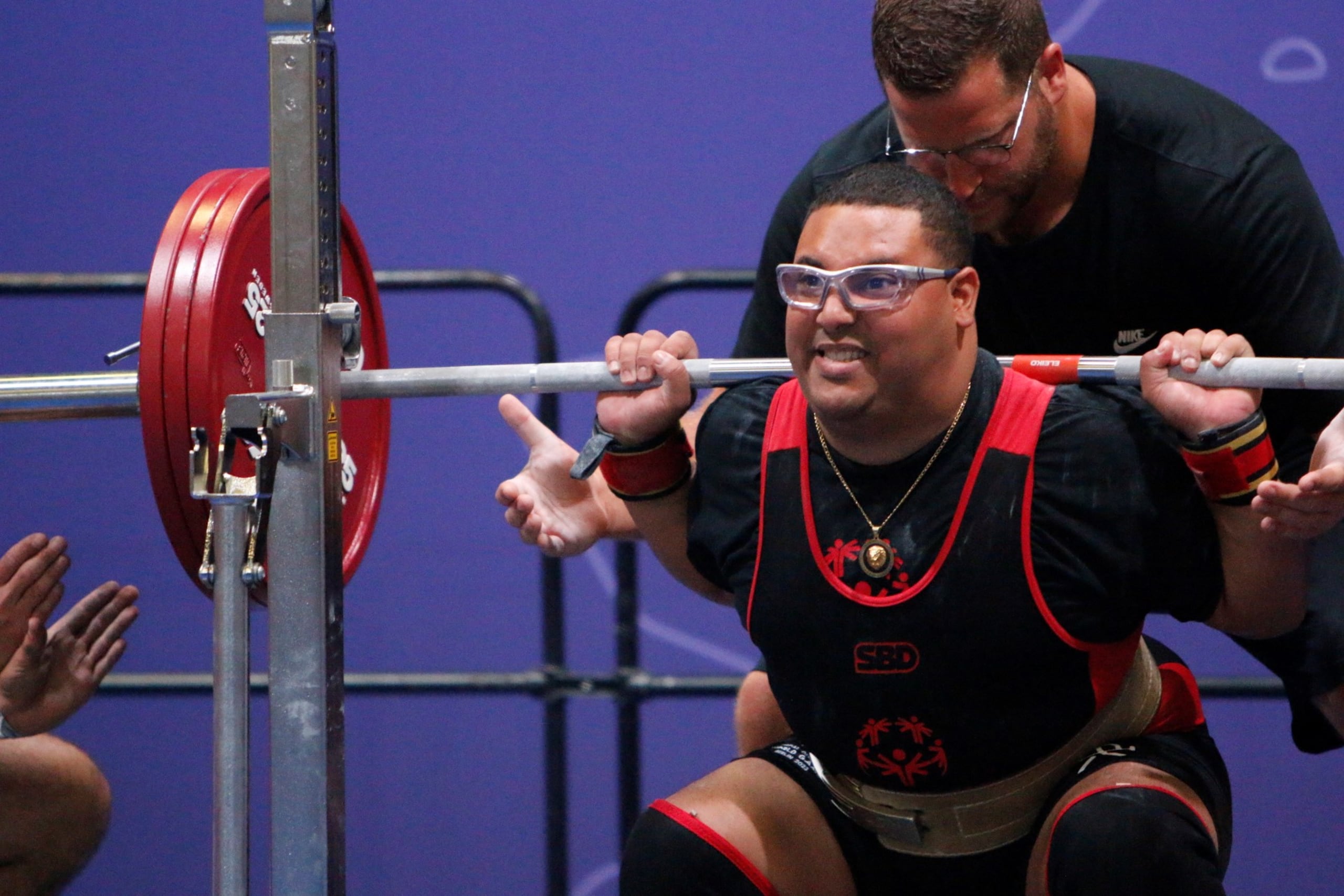 Jorge López fue ganador de medalla de oro con la asistencia de Ana González.