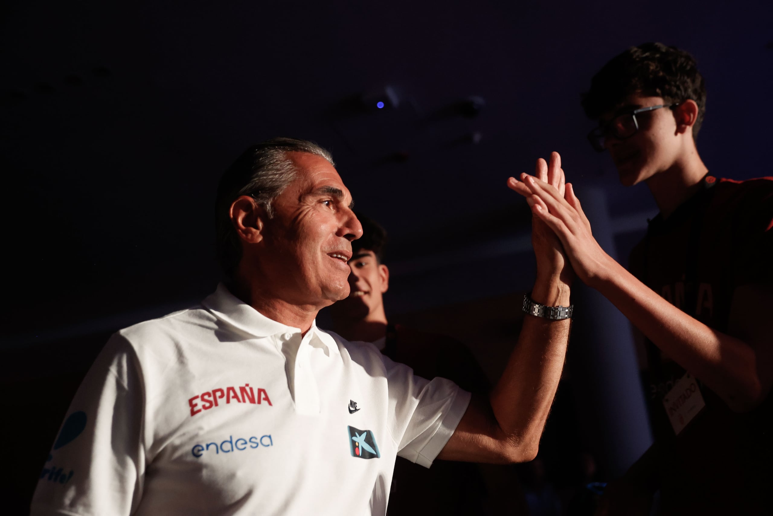 El seleccionador español de baloncesto, el italiano Sergio Scariolo, durante la presentación oficial de la Selección Española Masculina convocada para la fase de preparación del Eurobasket 2025, este martes en Madrid.