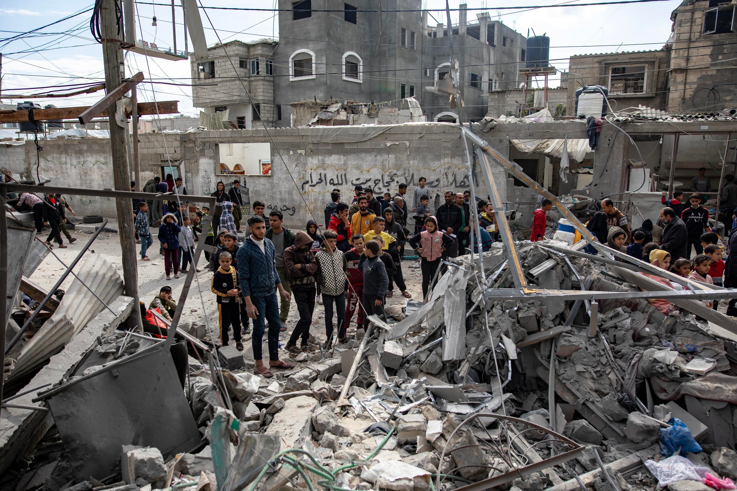 Hace casi 100 días que comenzó la guerra. (EFE/EPA/HAITHAM IMAD)