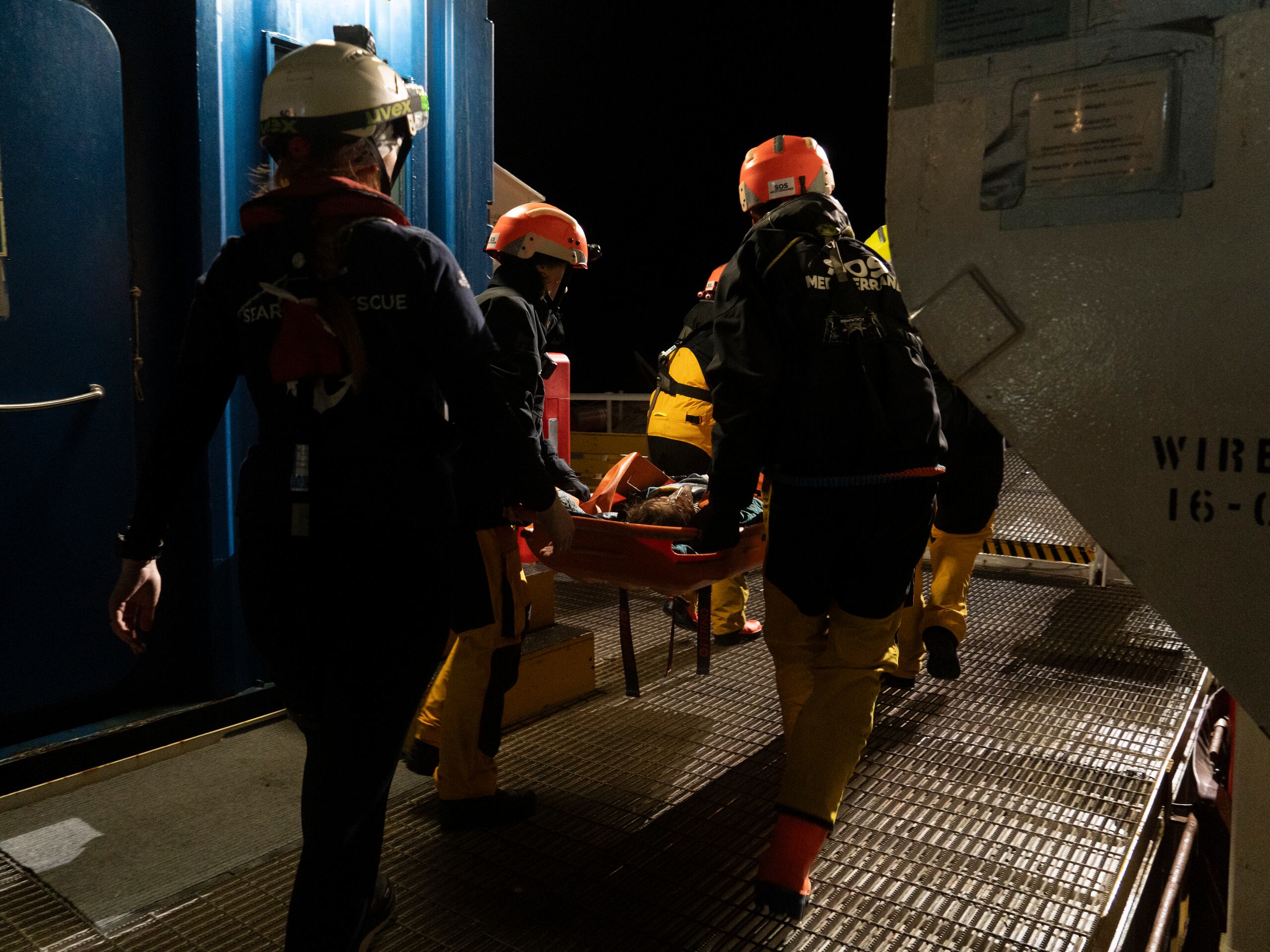 ITALIA, 28/01/2025.- Una niña de 7 años rescatada por el barco humanitario Ocean Viking en el Mediterráneo central ha tenido que ser reanimada a bordo tras sufrir un paro cardíaco, informó este martes la organización SOS Méditerranée. / SOLO USO EDITORIAL/SOLO DISPONIBLE PARA ILUSTRAR LA NOTICIA QUE ACOMPAÑA (CRÉDITO OBLIGATORIO)