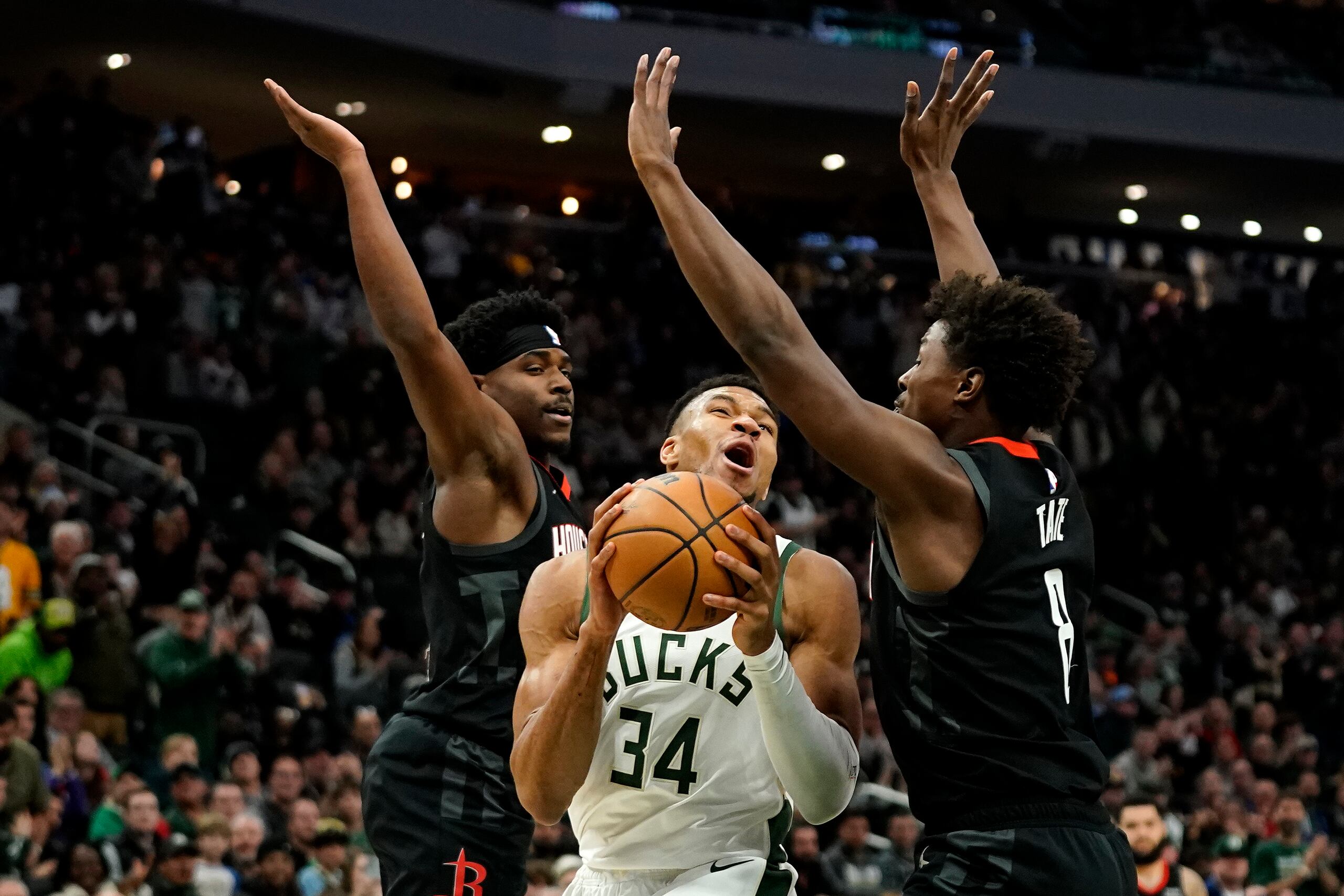 Giannis Antetokounmpo es también dueño del récord de puntos de los Bucks.