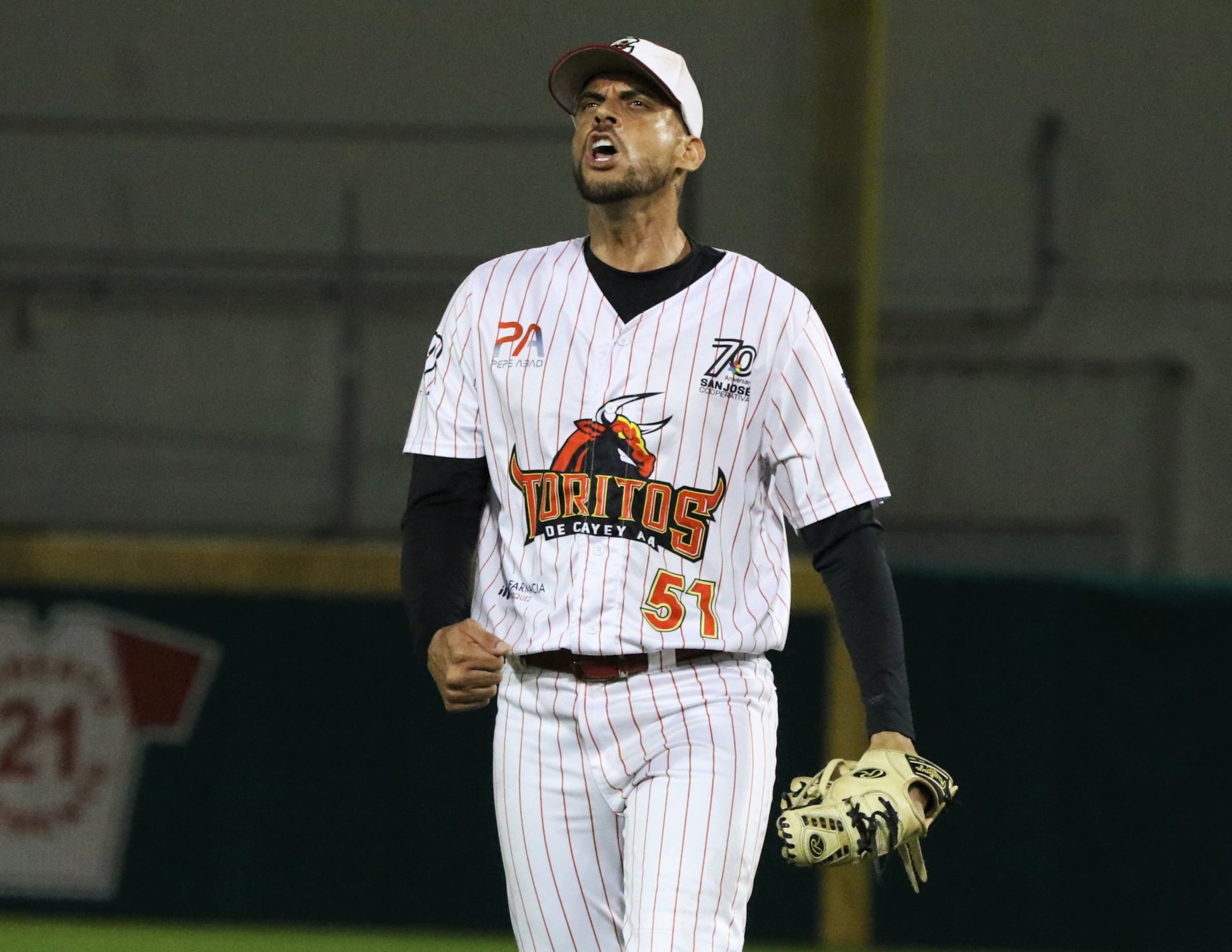 Freddie Cabrera tiró ocho entradas en el cómodo triunfo de los Toritos 11-1 sobre los Patrulleros de San Sebastián.