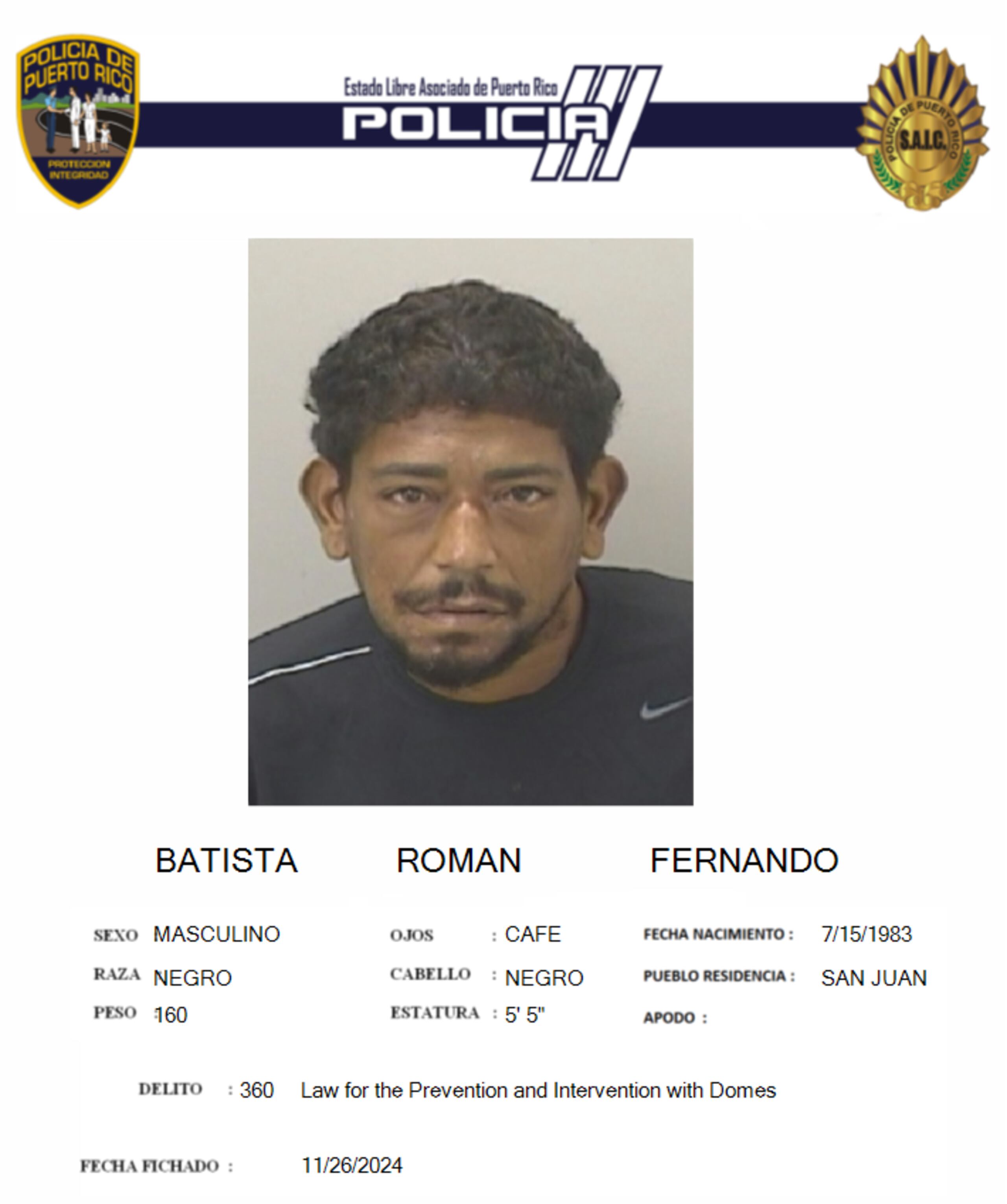 Fernando Batista Román, enfrenta cargos por violencia doméstica contra su expareja.