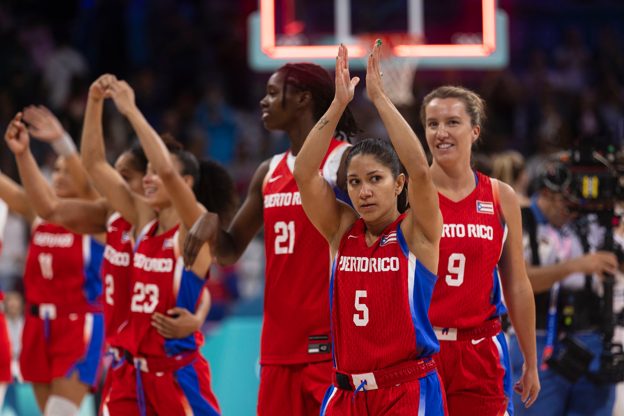 La Selección agradece el apoyo que se gestó en la arena a su favor, de parte de fanáticos en general que se unieron al público boricua, admirando la gran gesta que realizaron en la segunda mitad.