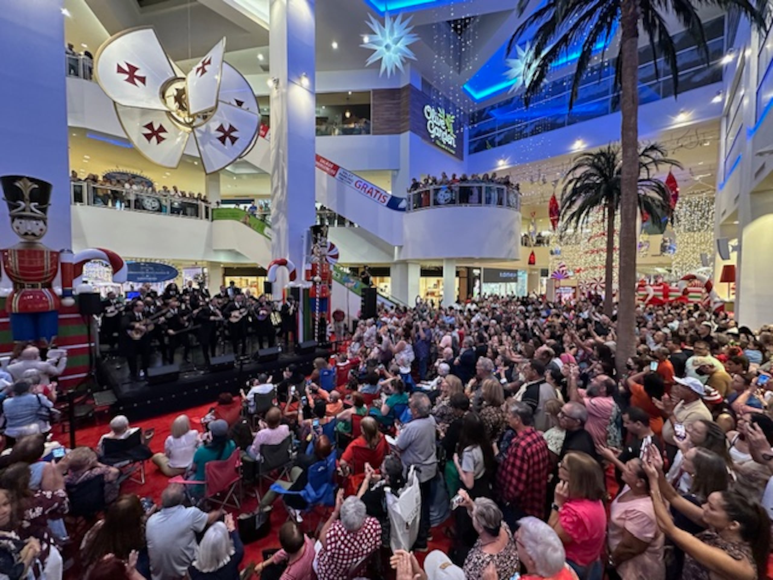 La Navidad dará fin con la celebración del 11 al 14 de enero de 2024 del evento De PLAZA Pa’ La Calle en las Octavitas con música y artesanías.