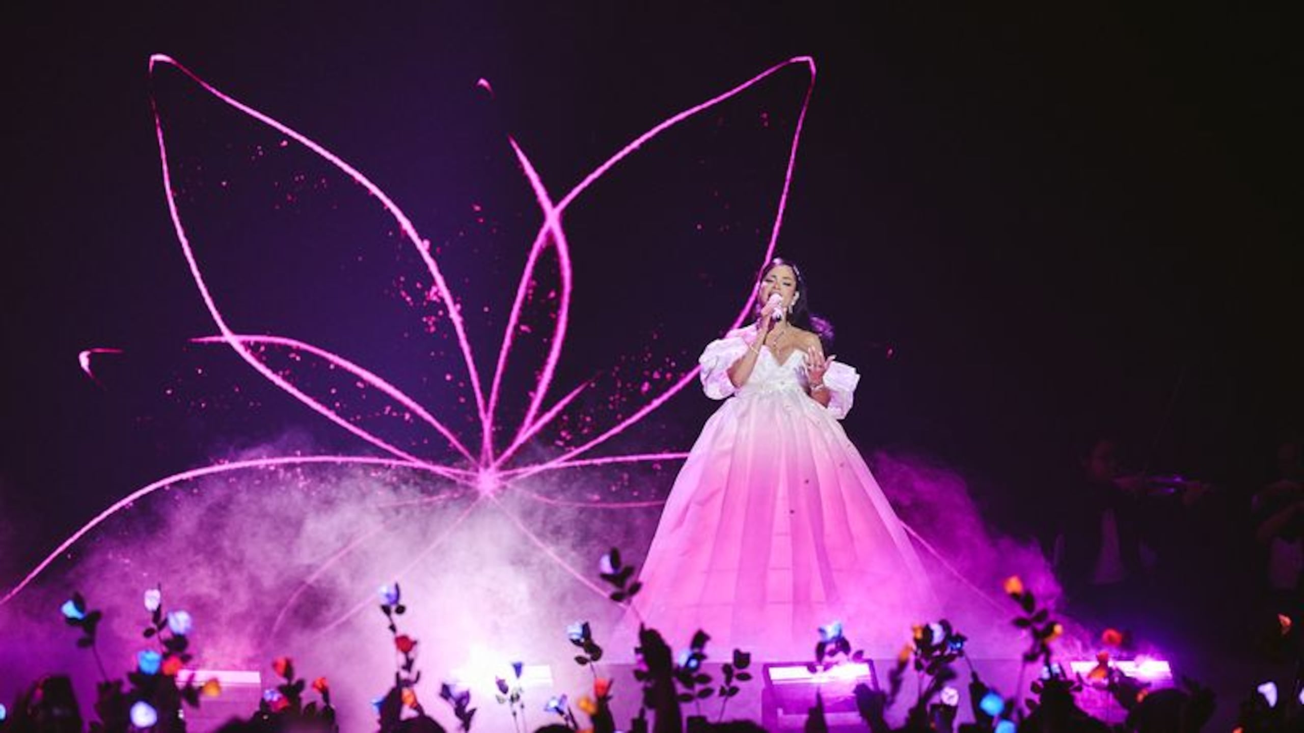 Natti Natasha en Premios Juventud 2025