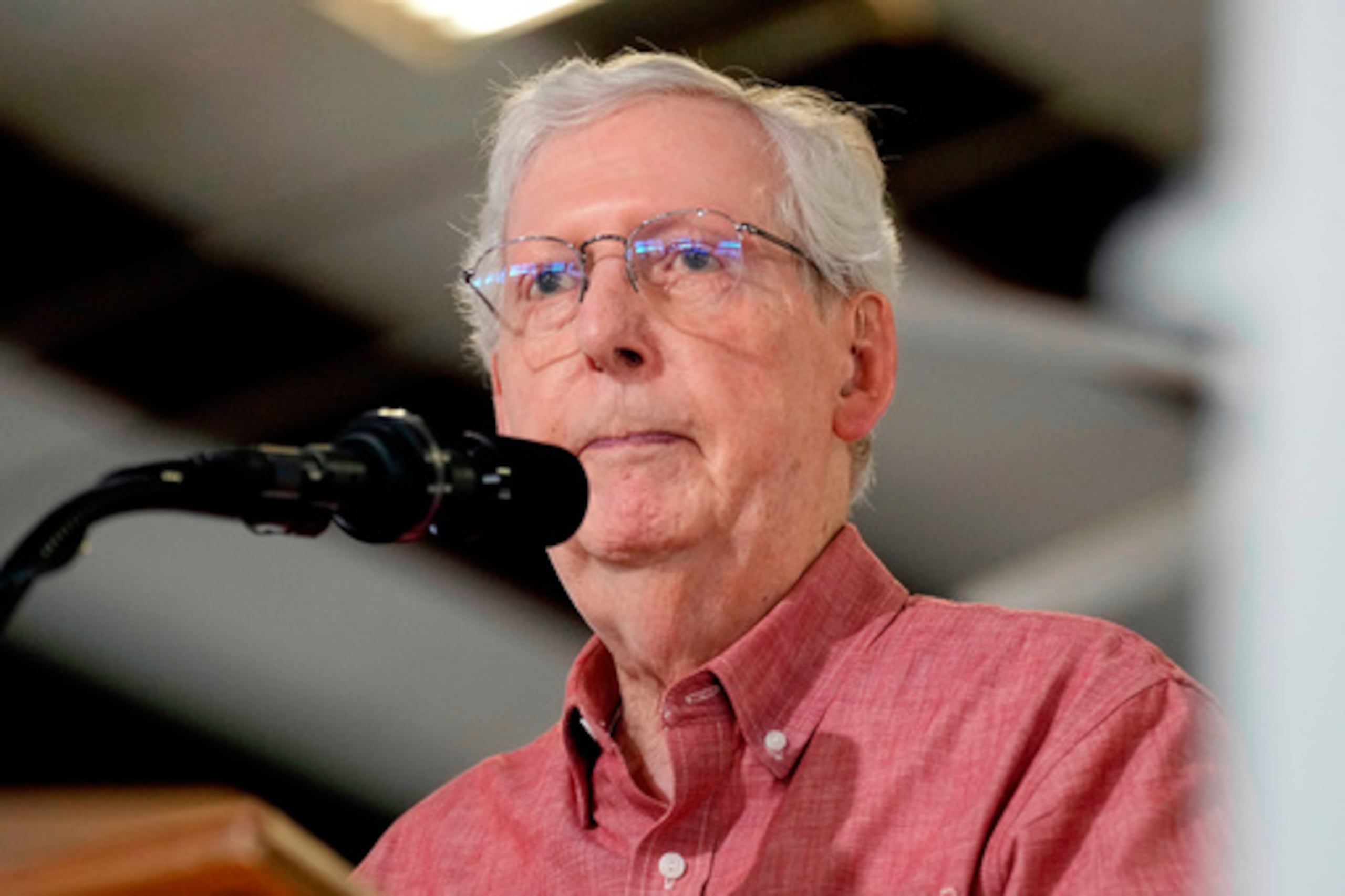 El delicado estado de McConnell ha reabierto el debate sobre la edad de los políticos y la sucesión de los cargos públicos.