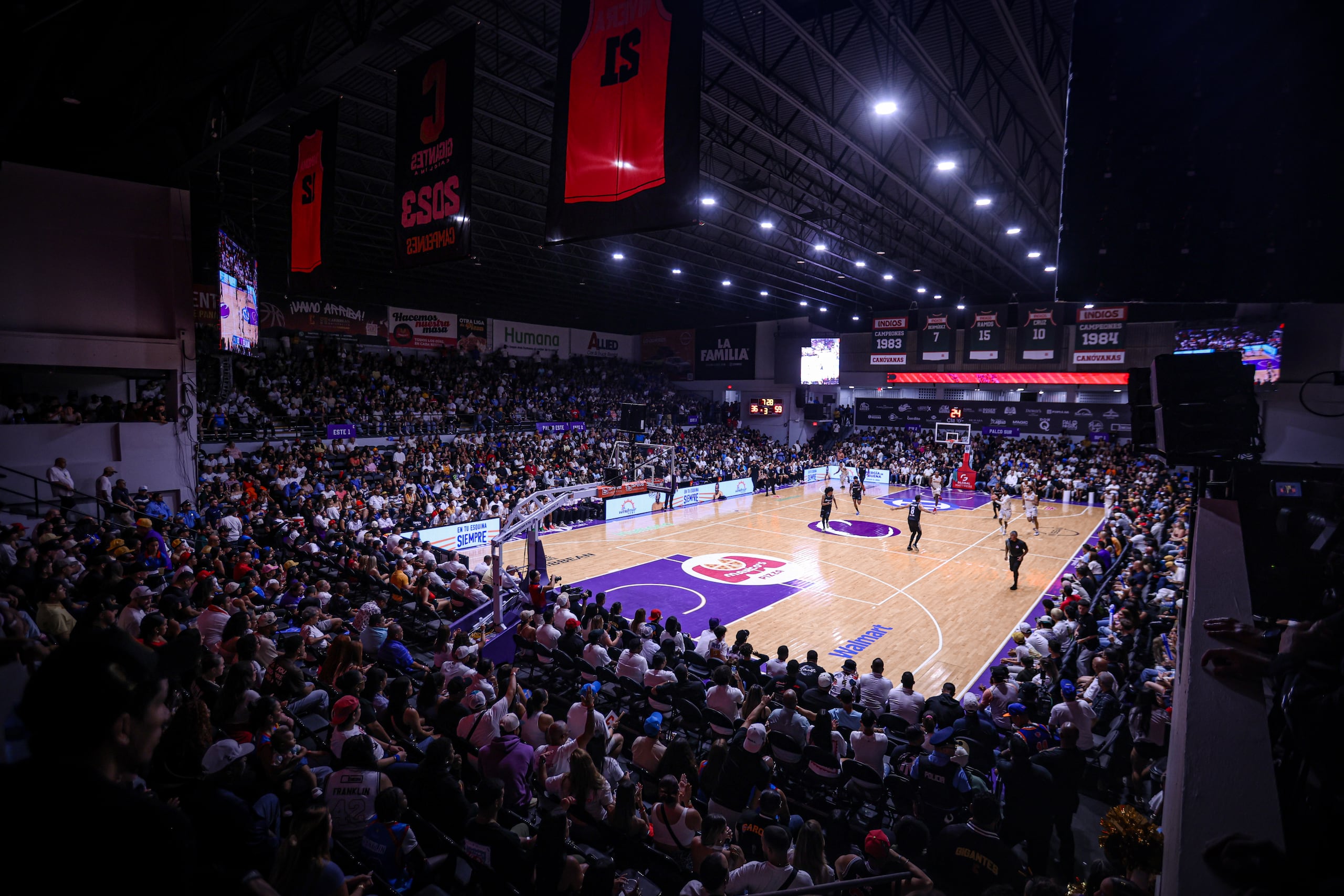 El Coliseo Carlos Miguel Mangual en Canóvanas fue restaurado para albergar los partidos locales de los Gigantes en 2025.