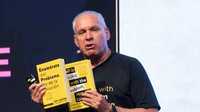 El creador de Waze defiende que un problema común puede ser una oportunidad para emprender
