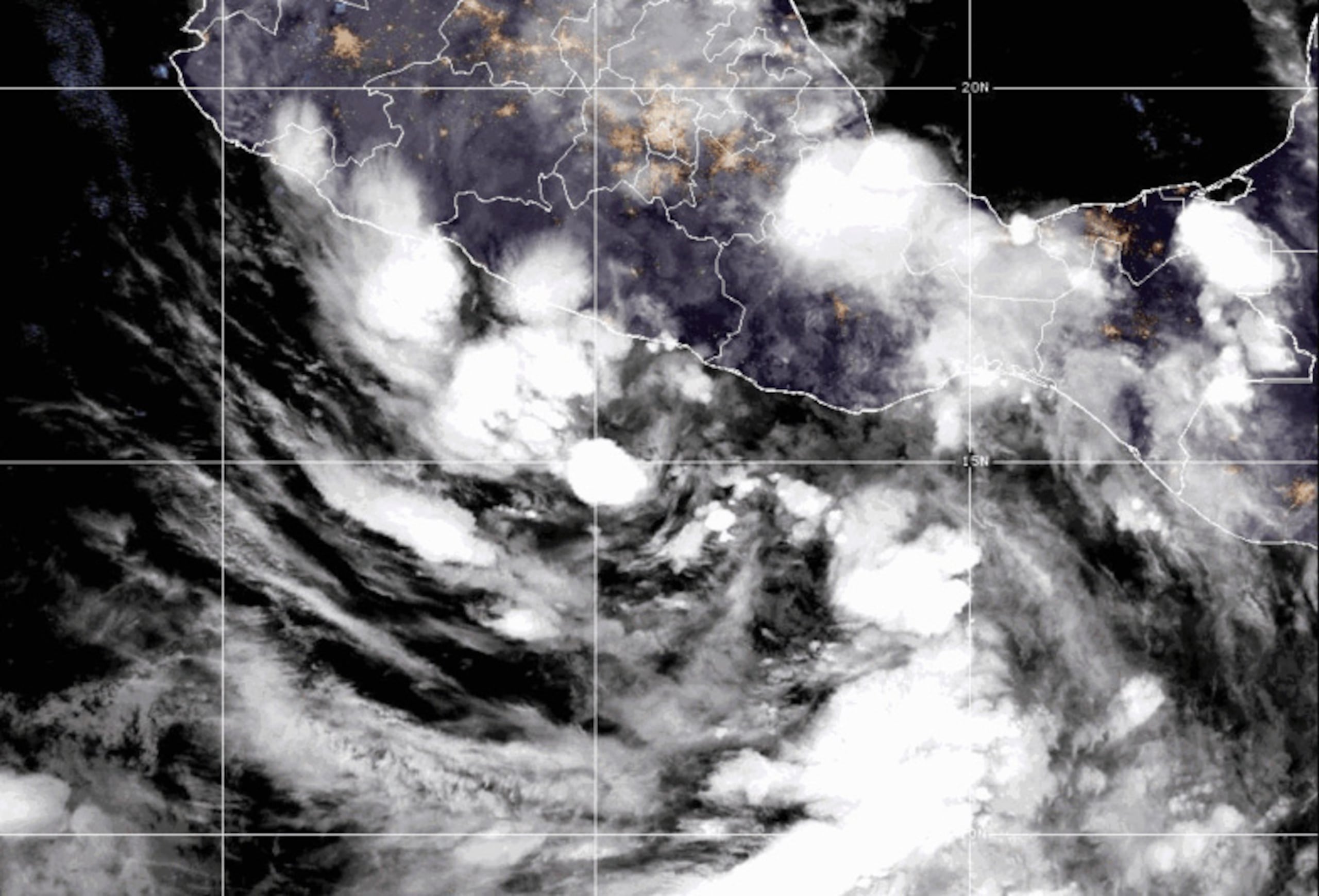 Esta imagen tomada por satélite por CIRA/NOAA muestra la tormenta tropical Boris formándose junto a la costa de Guerrero, México, el lunes 8 de junio de 2026. (CIRA/NOAA via AP)