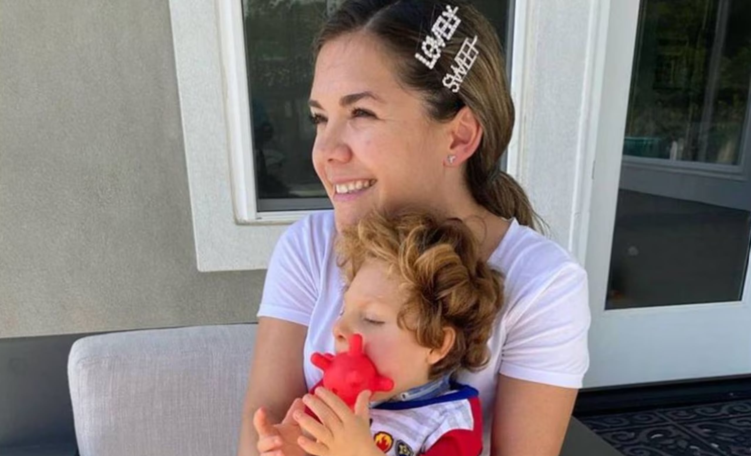 Verónica Alejandra y su hijo Pollis.