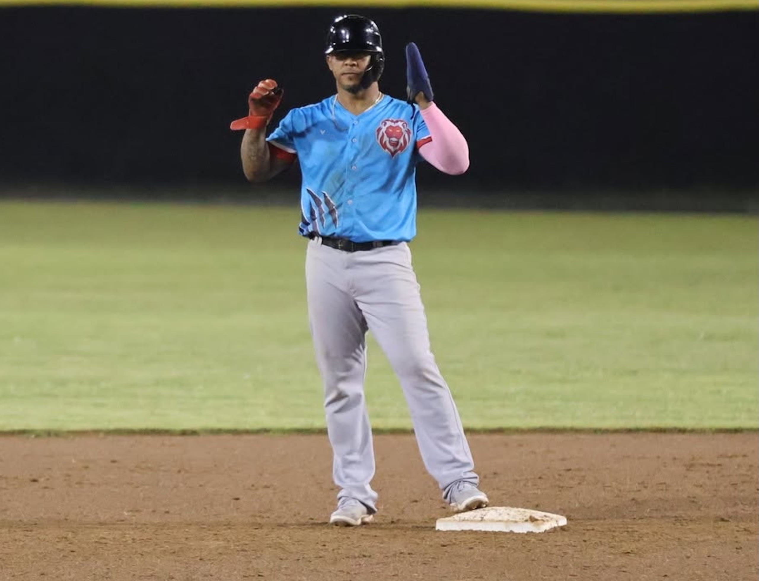 Ozzie Martínez y los Leones de Patillas venían de ganar en su casa la noche antes.