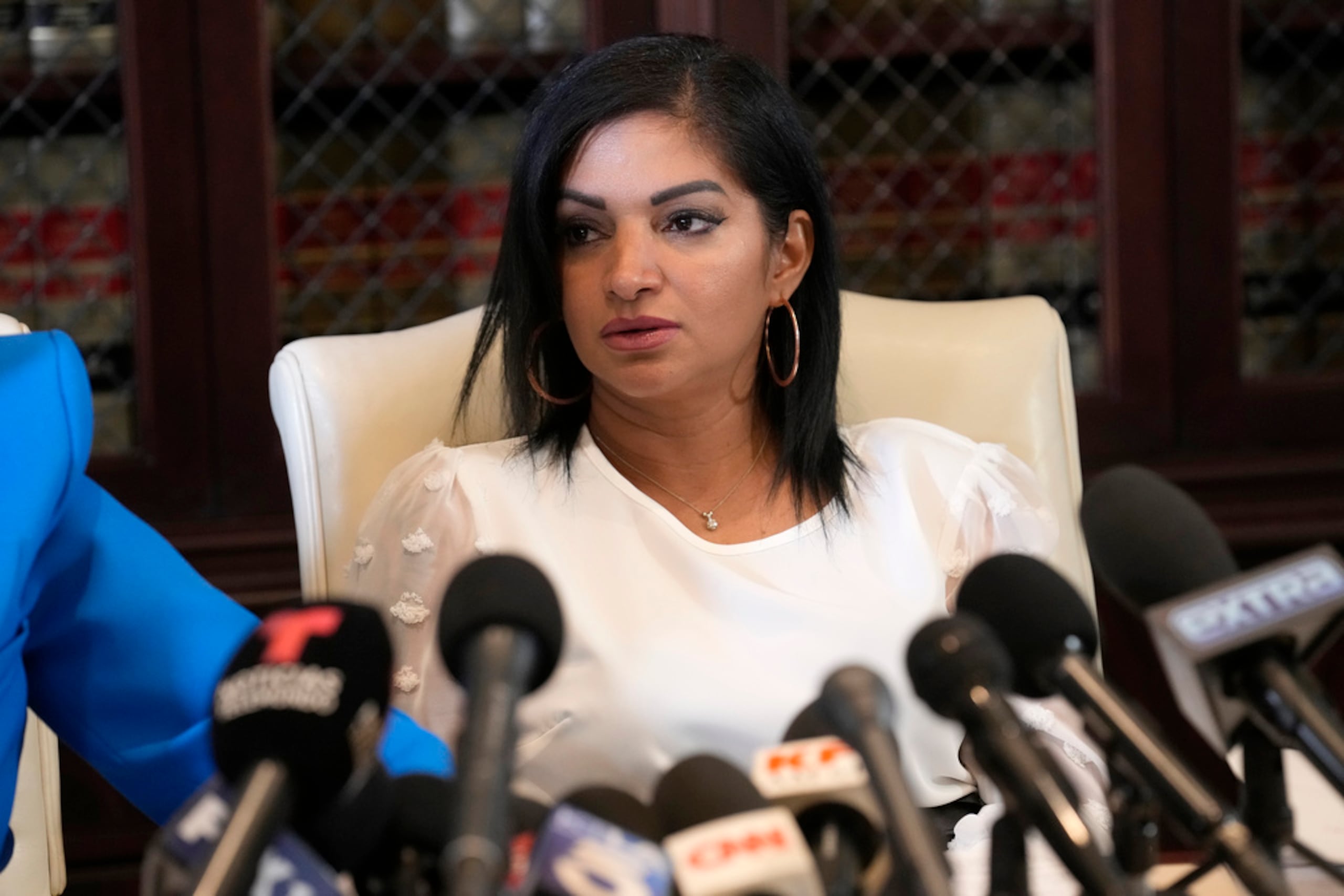 Thalia Graves aseguró que desde la supuesta violación sufre de estrés postraumático, depresión, ansiedad, dolor crónico e incomodidad sexual.